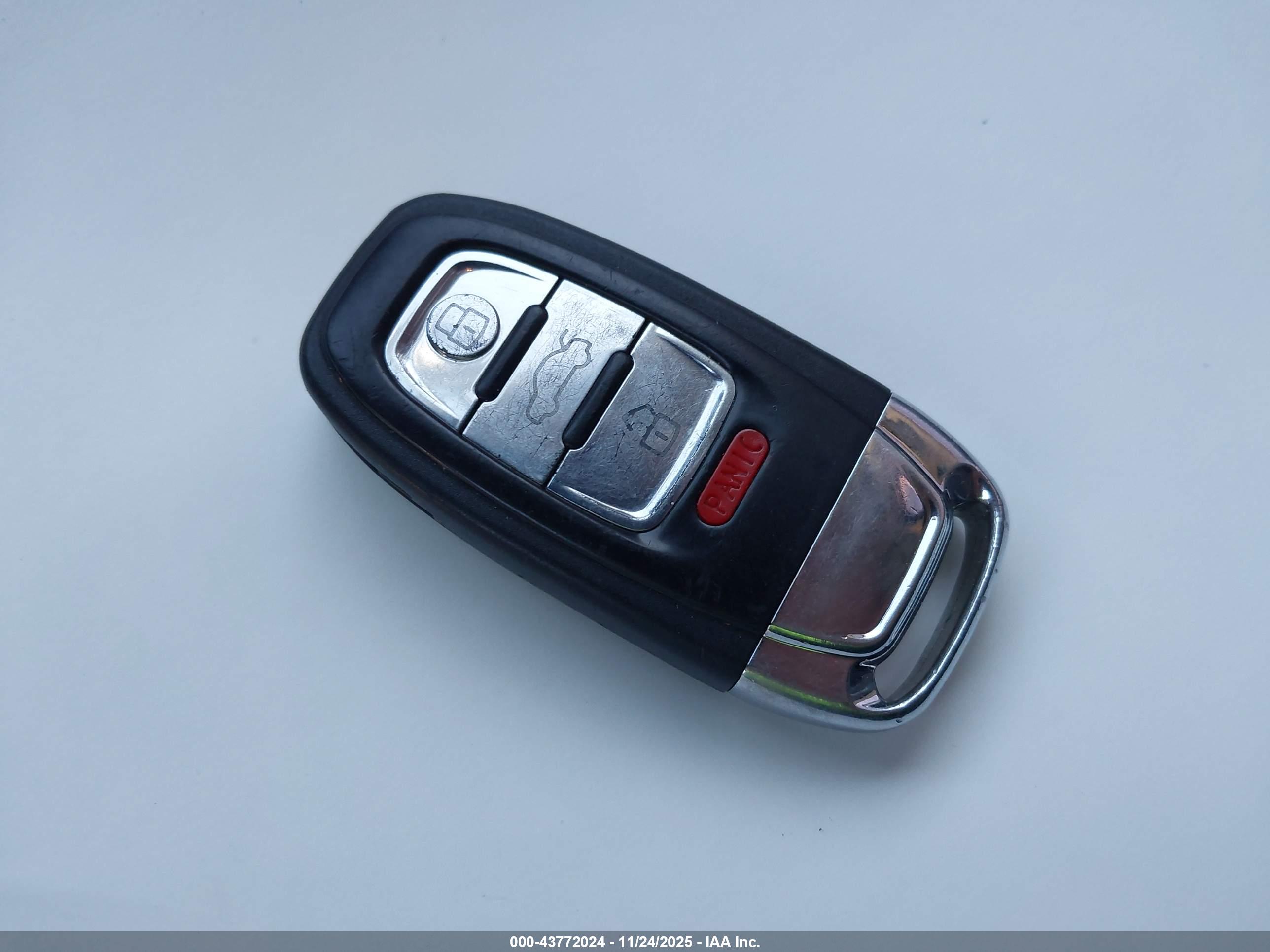 AUDI A6 image 11