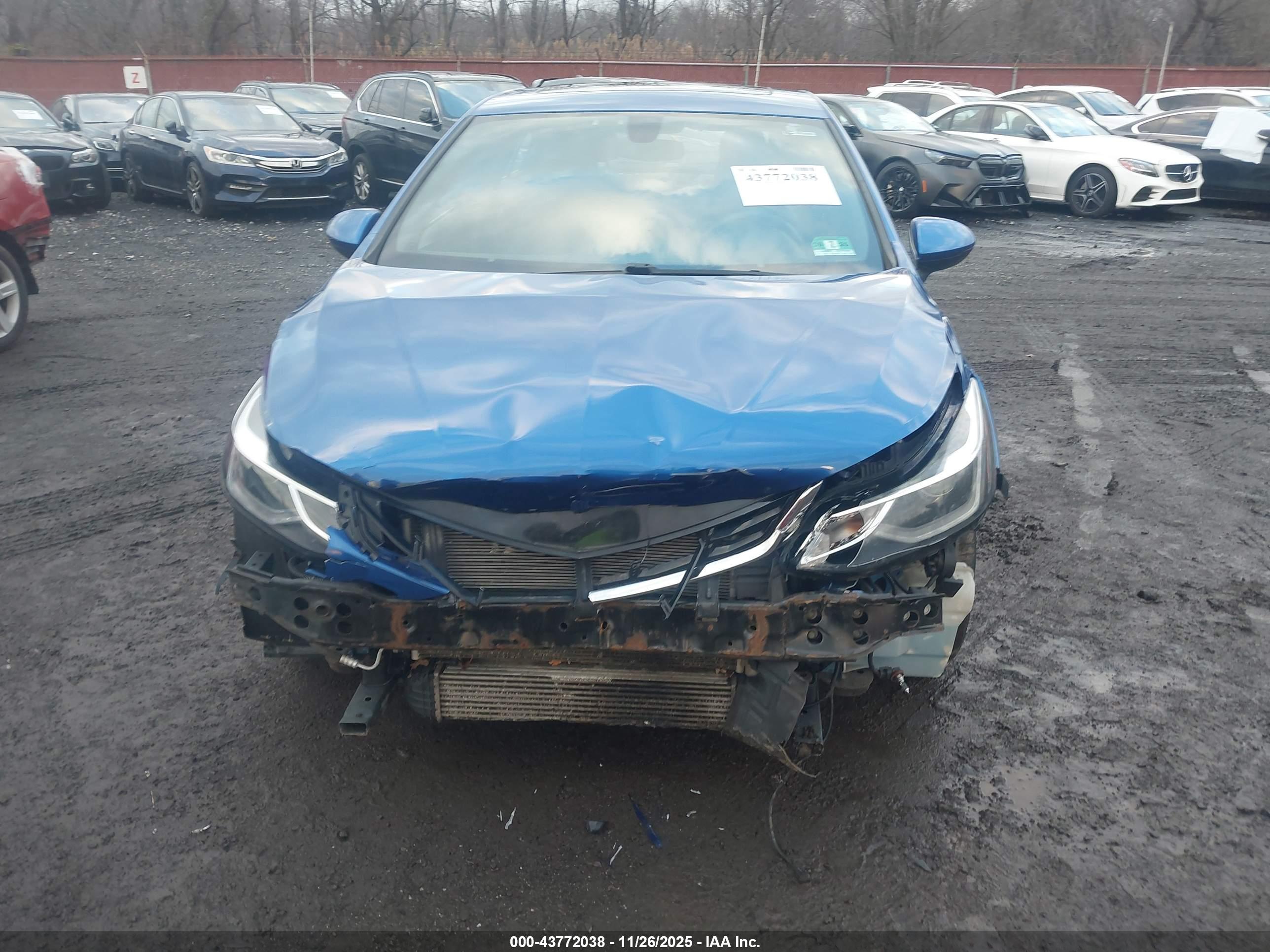 CHEVROLET CRUZE image 6