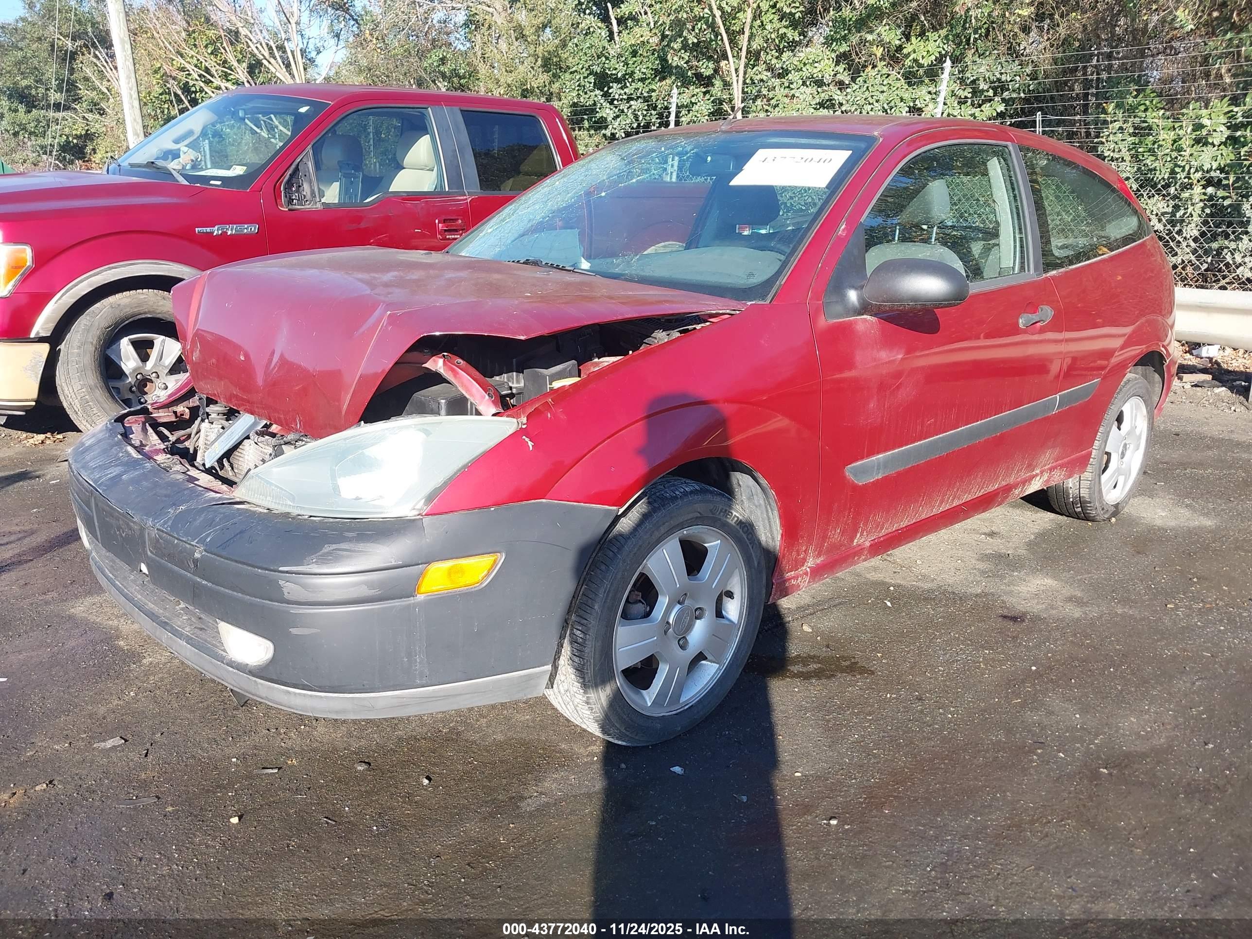 FORD FOCUS image 2