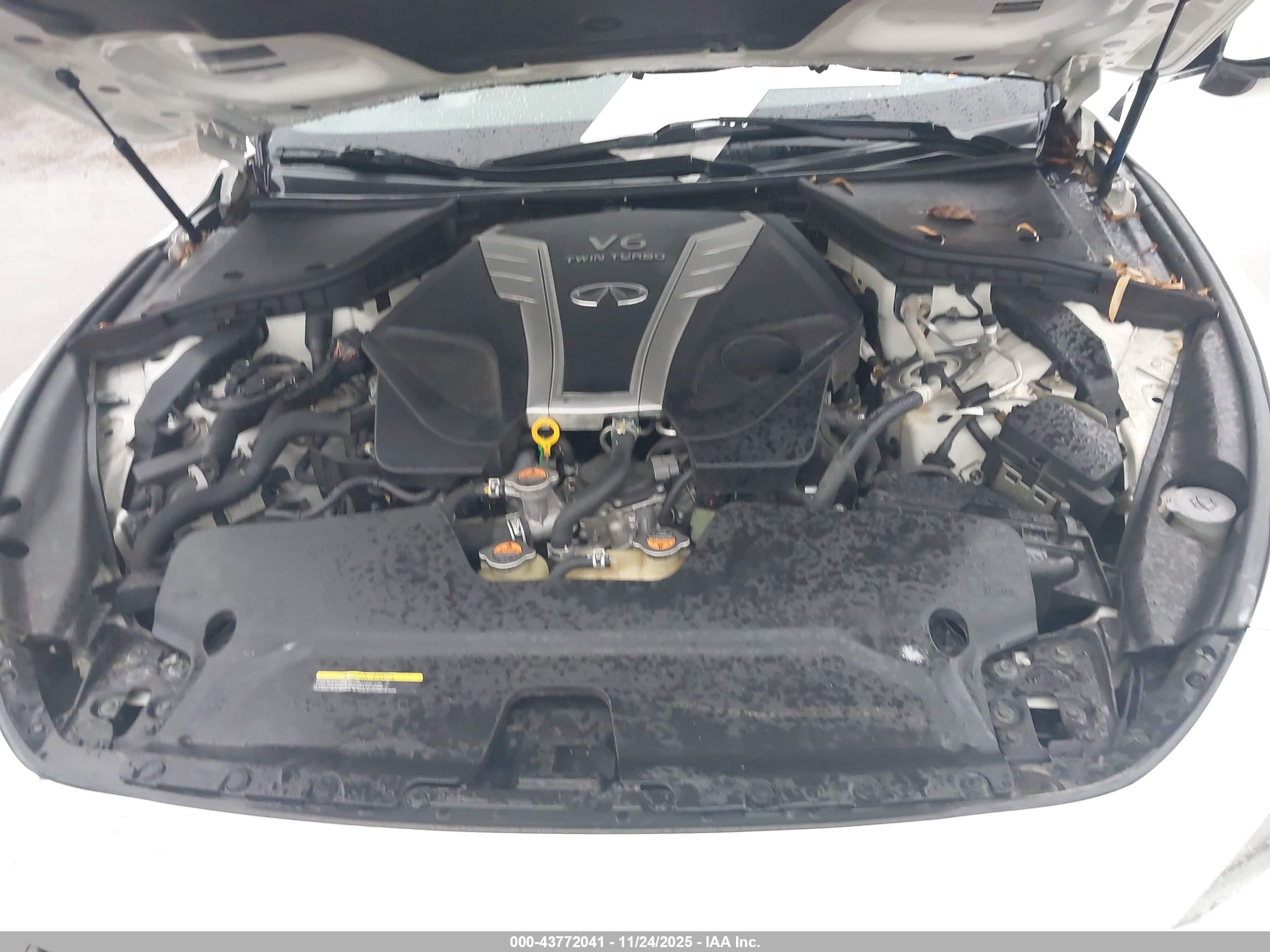 INFINITI Q60 image 10