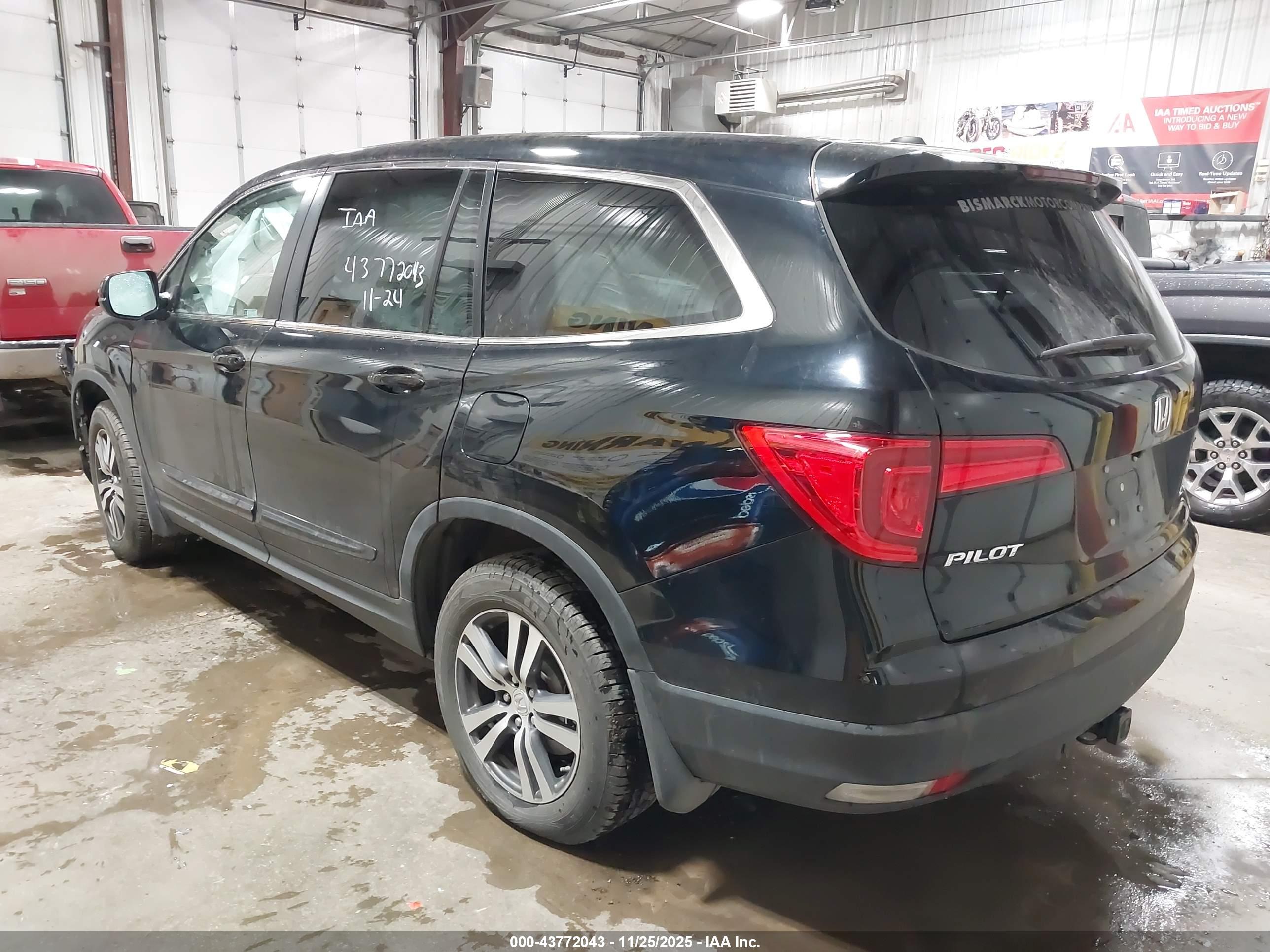 HONDA PILOT image 3