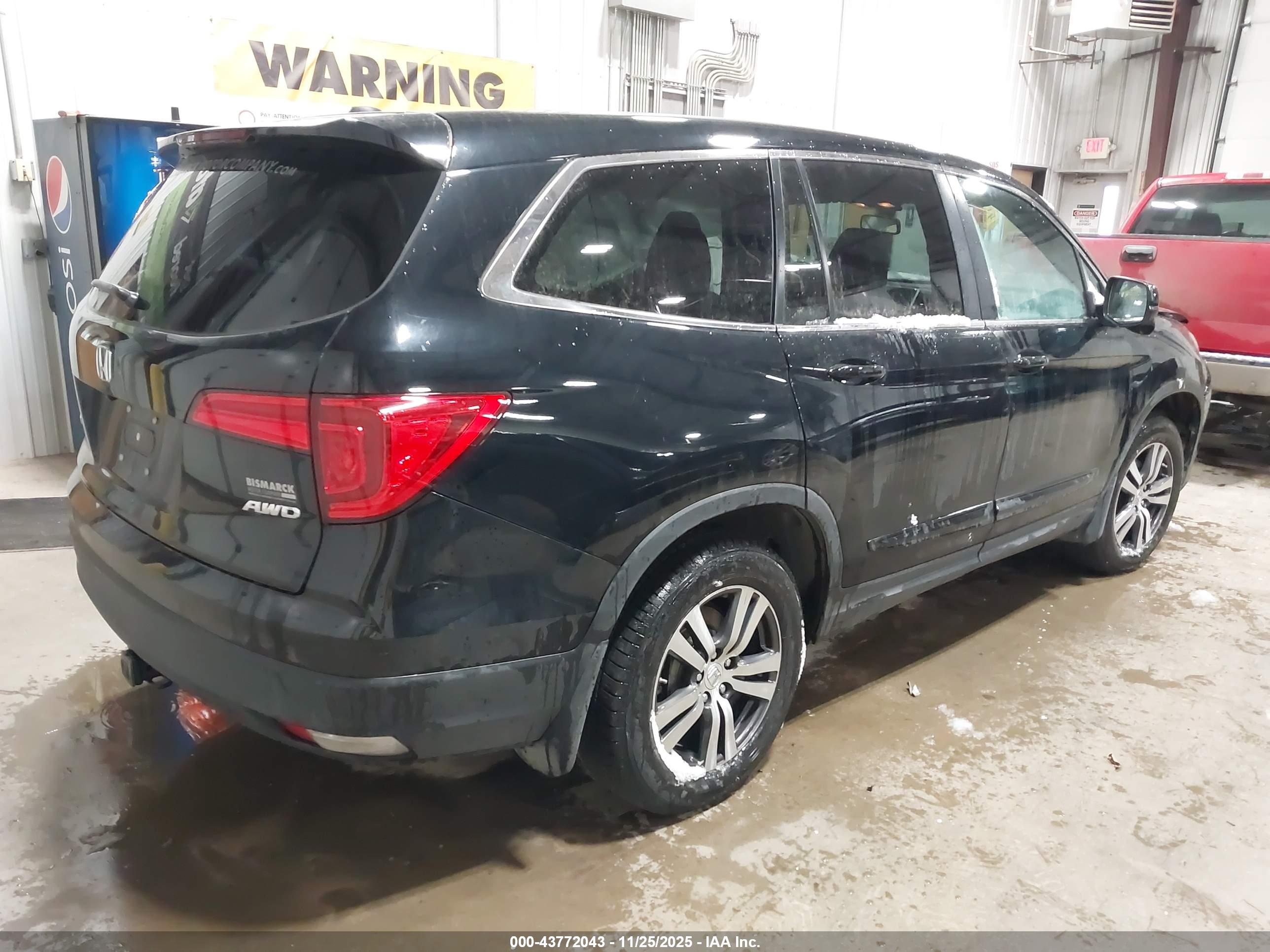 HONDA PILOT image 4