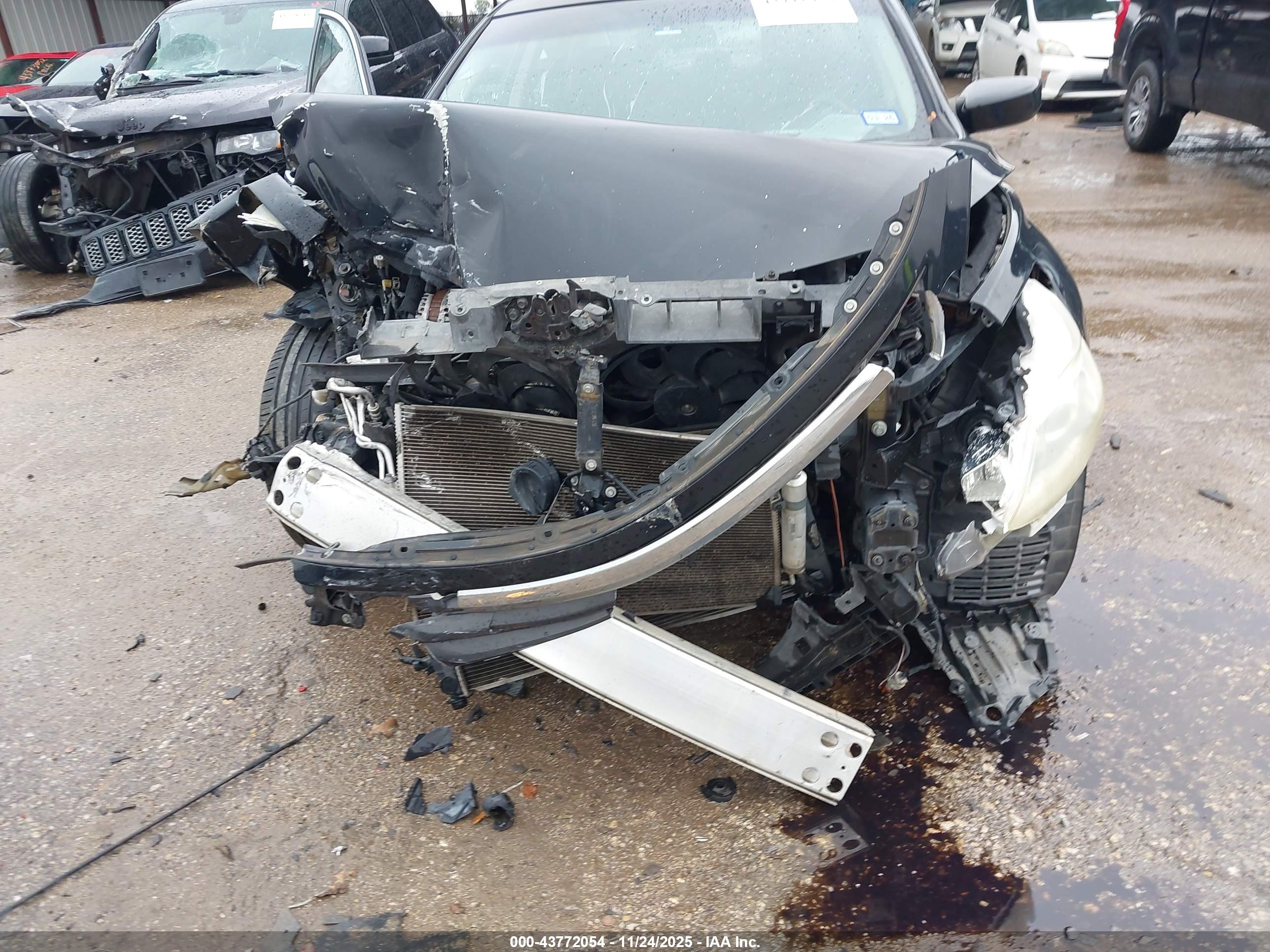 NISSAN ALTIMA image 6