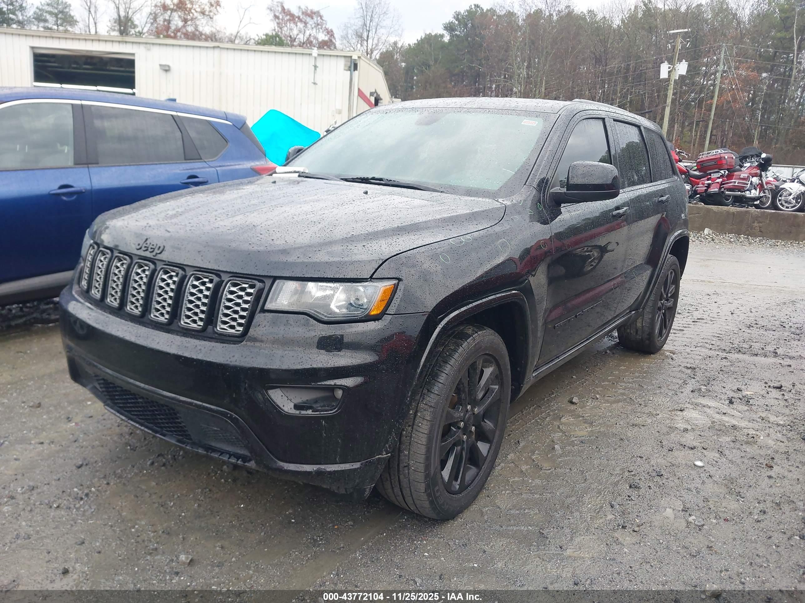 JEEP GRAND image 2