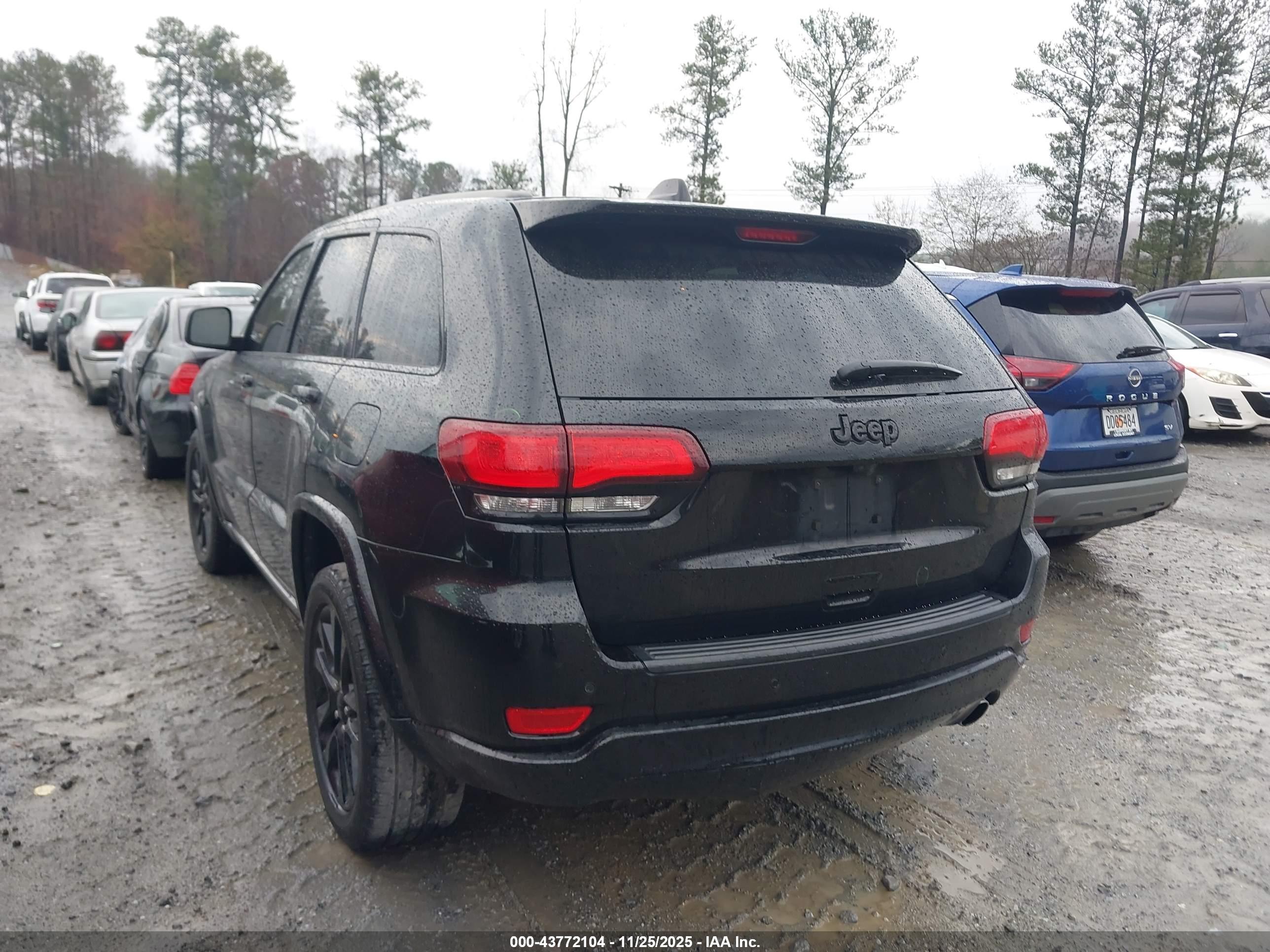 JEEP GRAND image 3