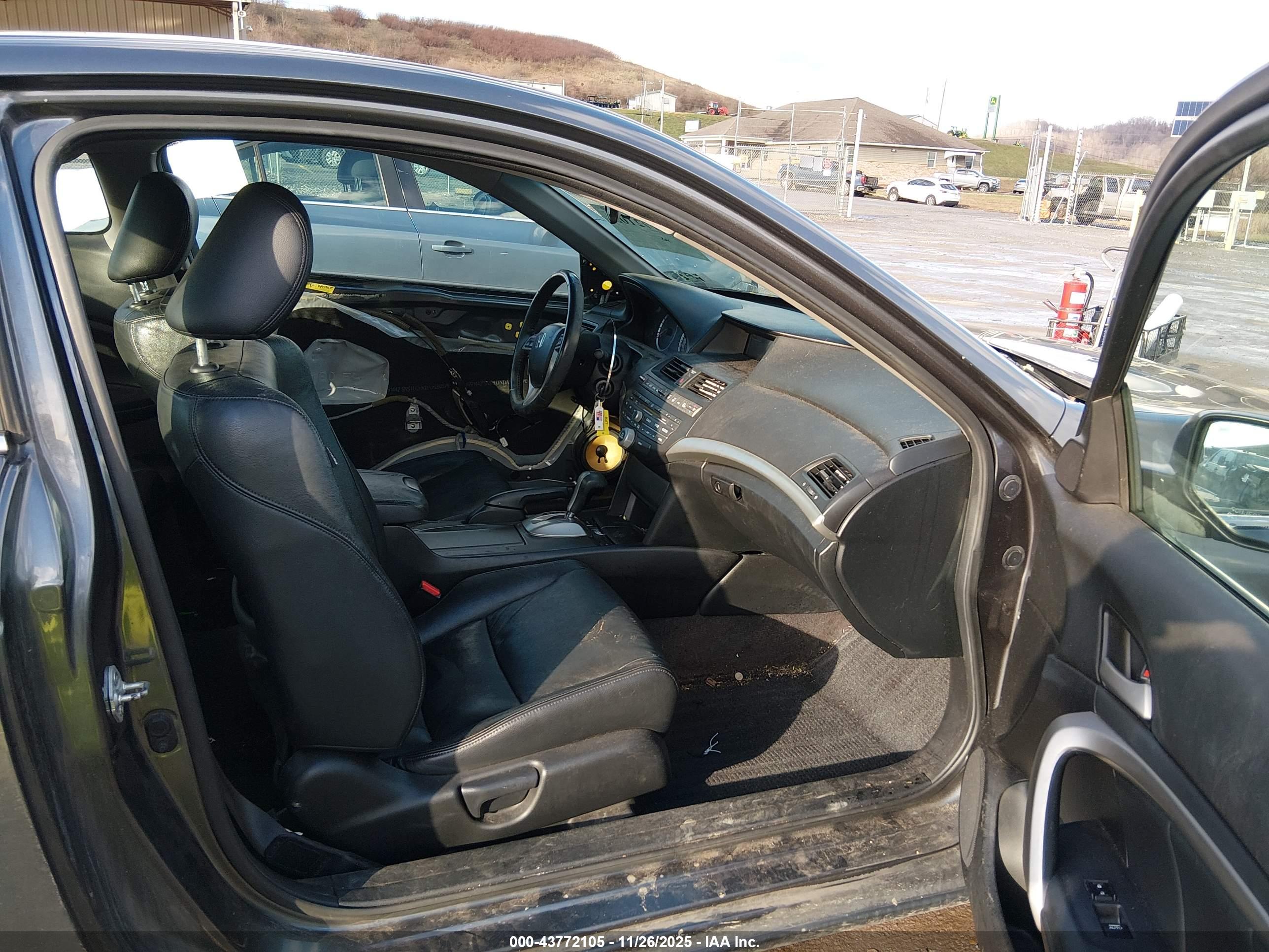 HONDA ACCORD image 5