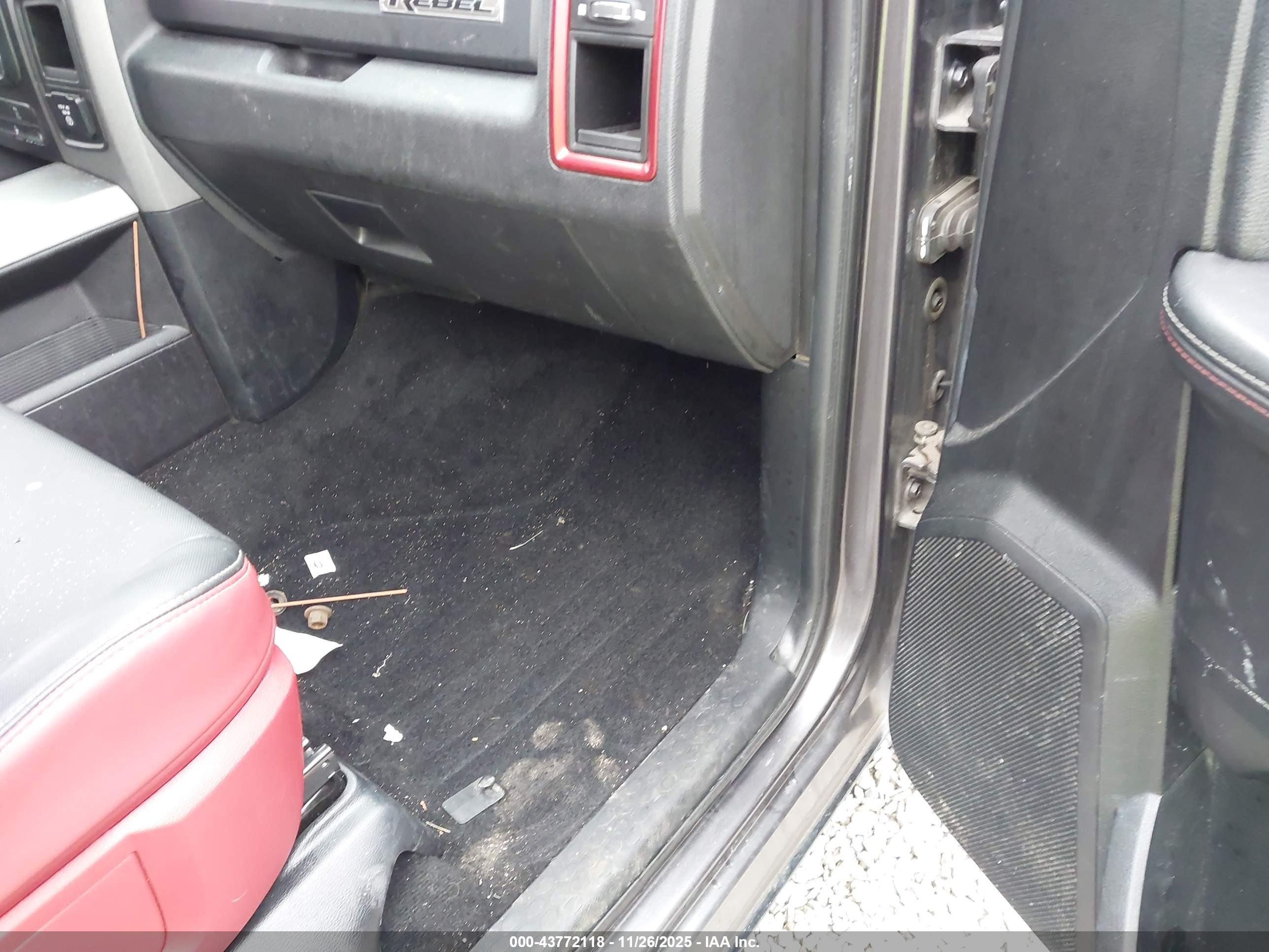RAM 1500 image 8