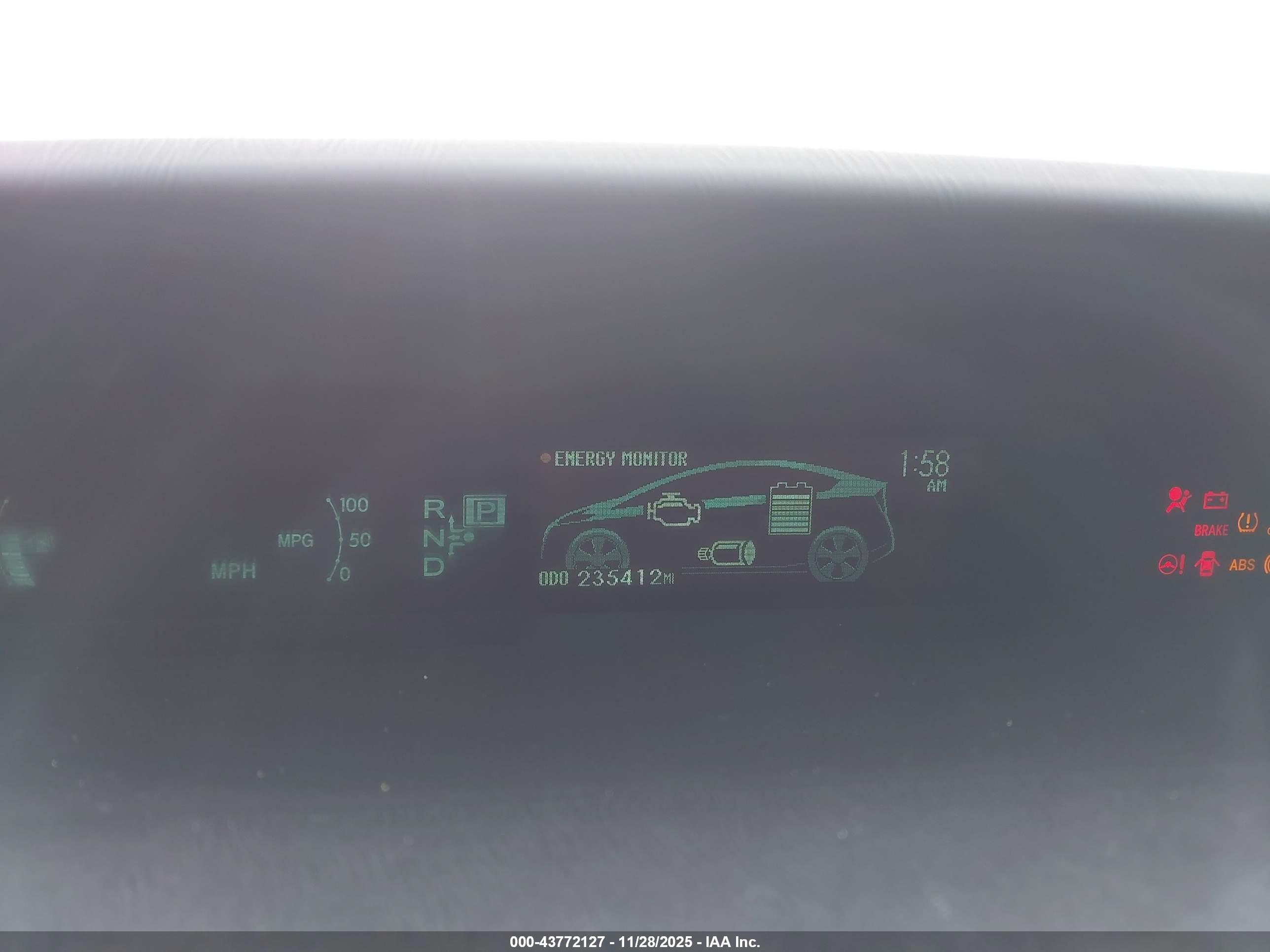 TOYOTA PRIUS image 7