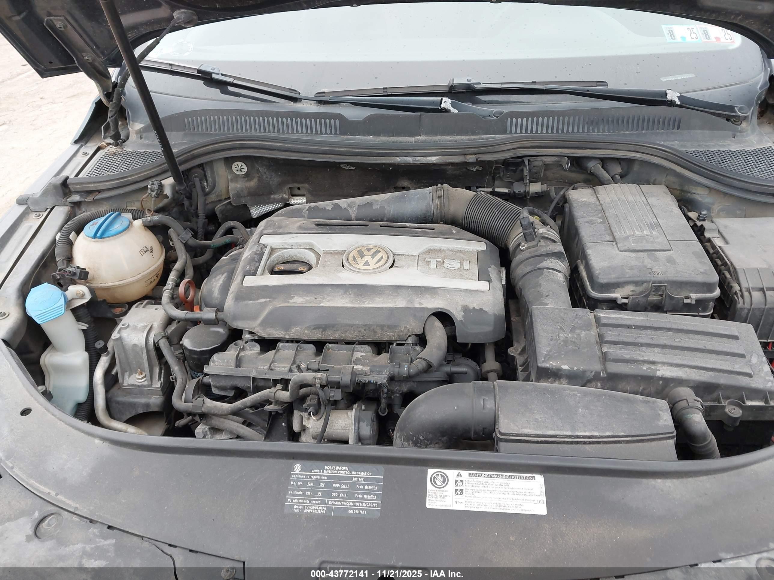 VOLKSWAGEN CC image 6