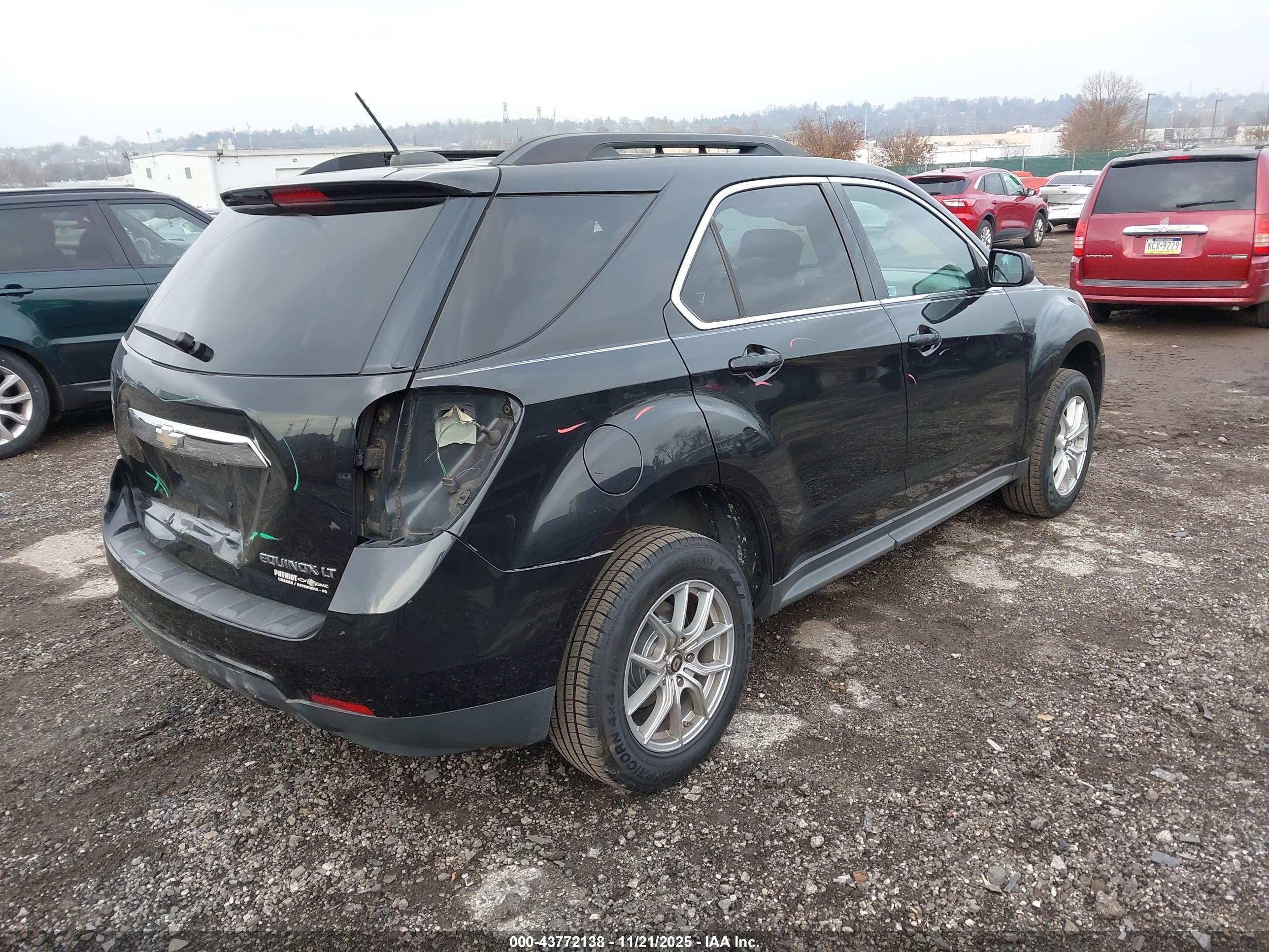 CHEVROLET EQUINOX image 4