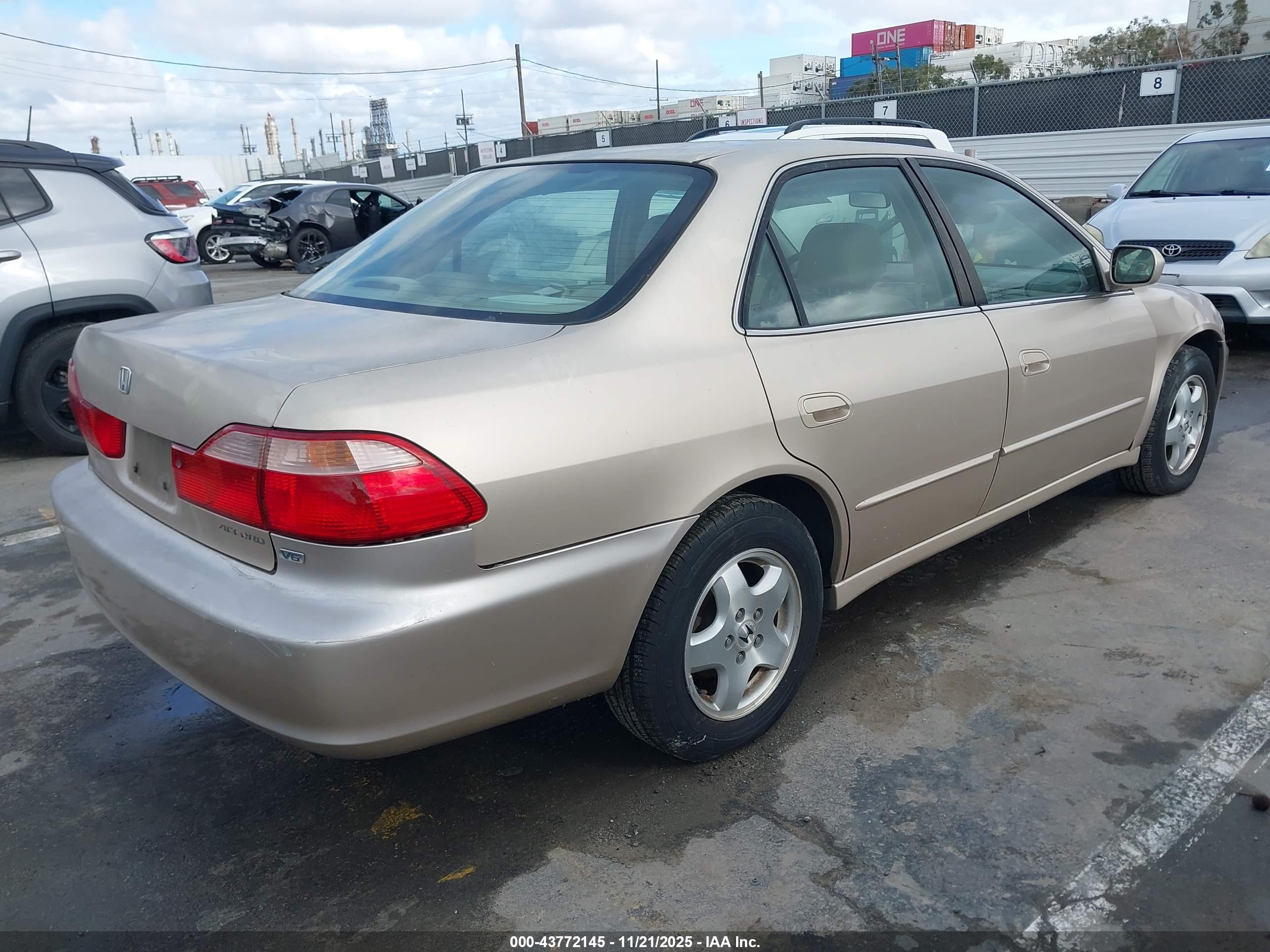 HONDA ACCORD image 4