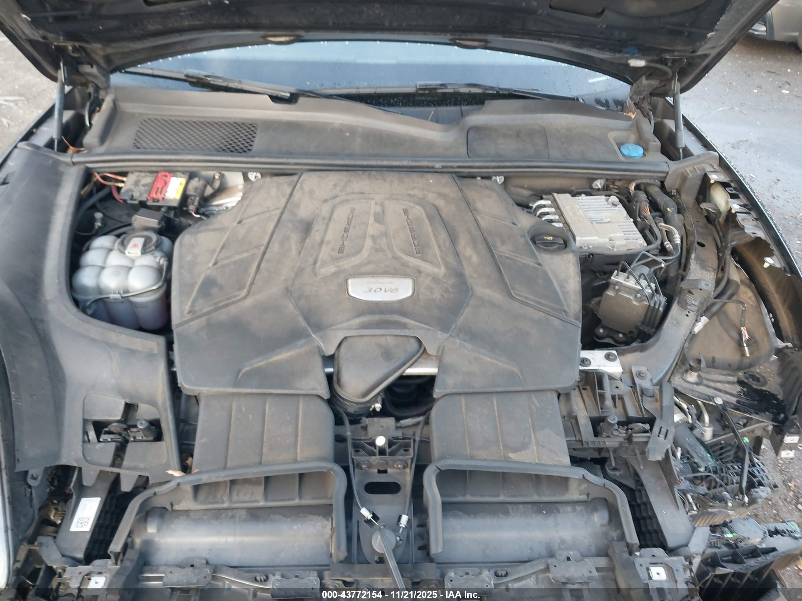 PORSCHE CAYENNE image 10