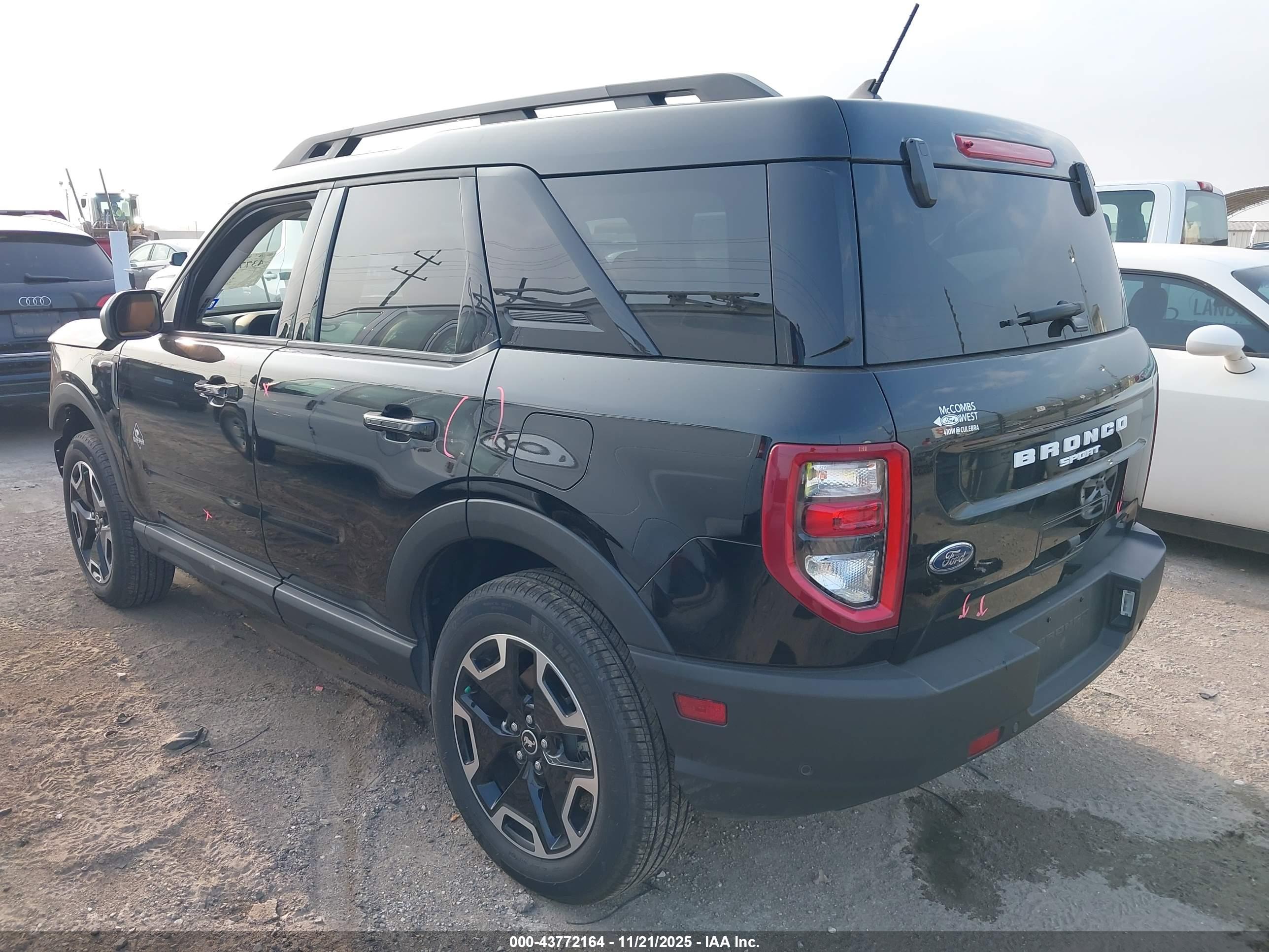 FORD BRONCO image 3