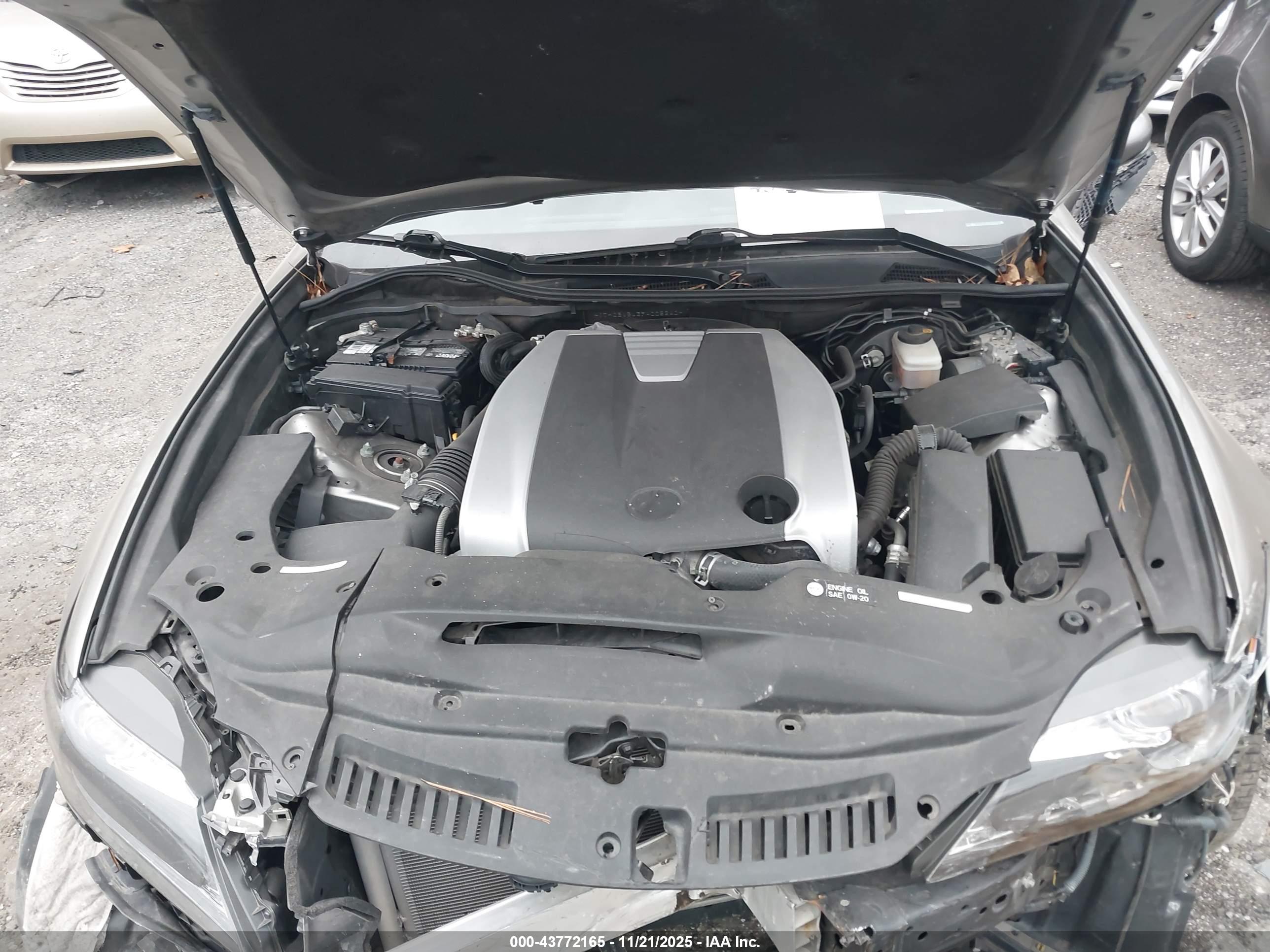 LEXUS GS image 10