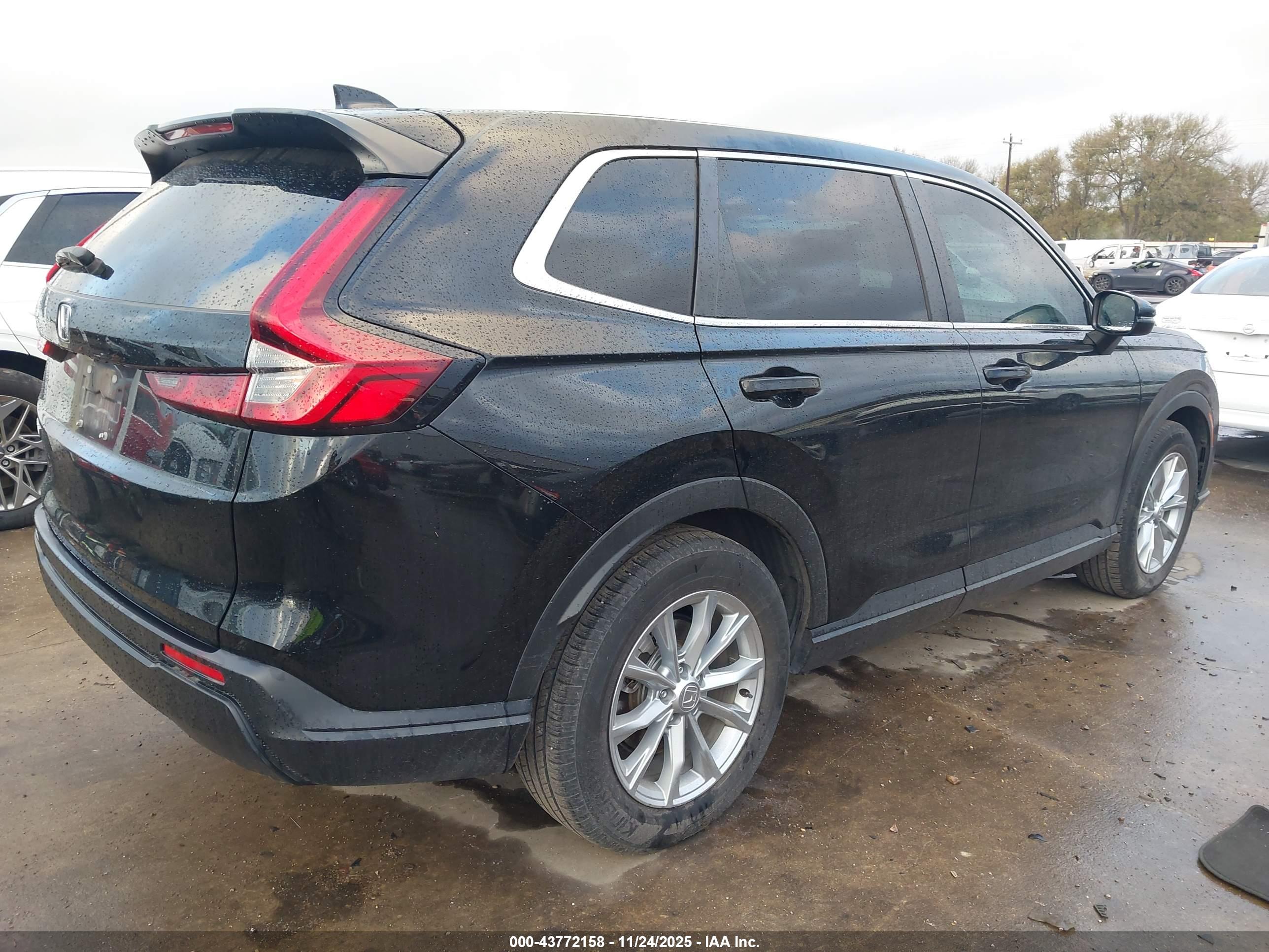 HONDA CR-V image 4