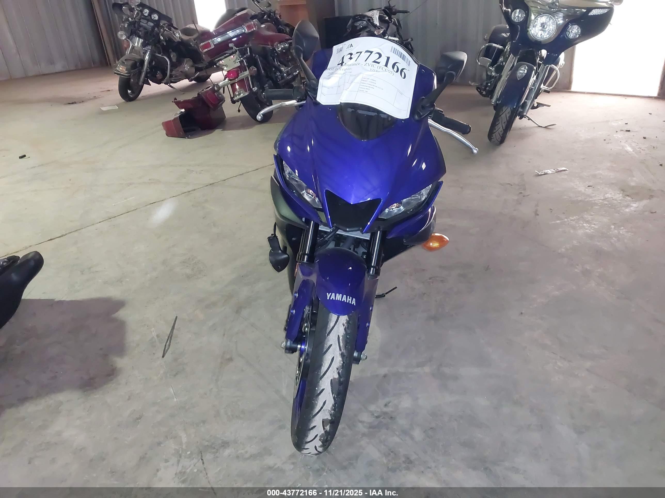 YAMAHA YZFR3 image 5
