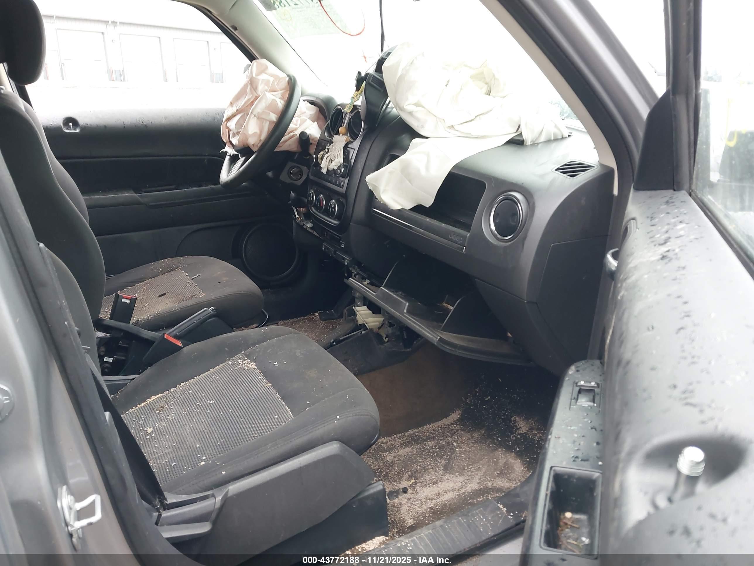 JEEP PATRIOT image 5