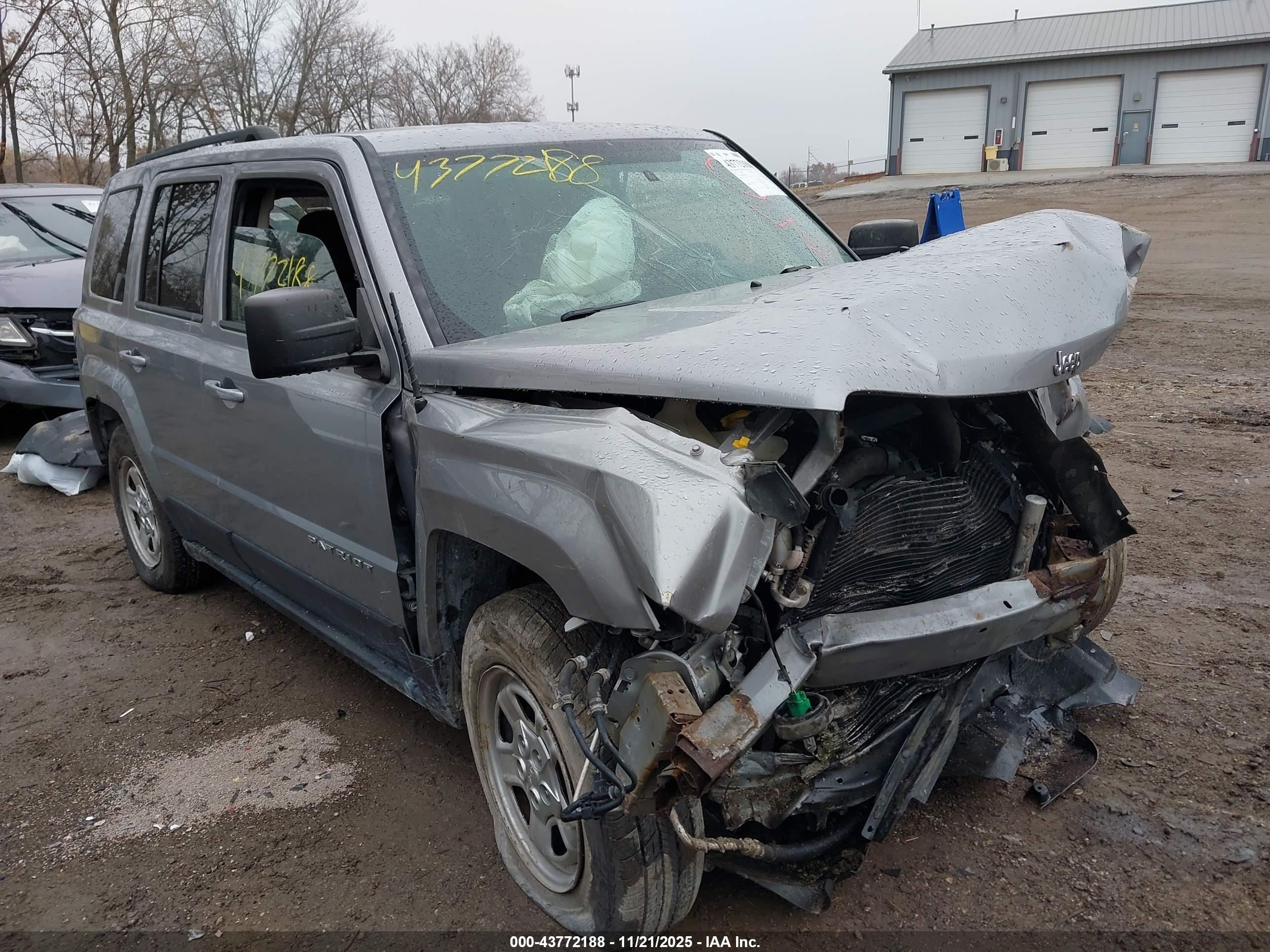 JEEP PATRIOT image 6