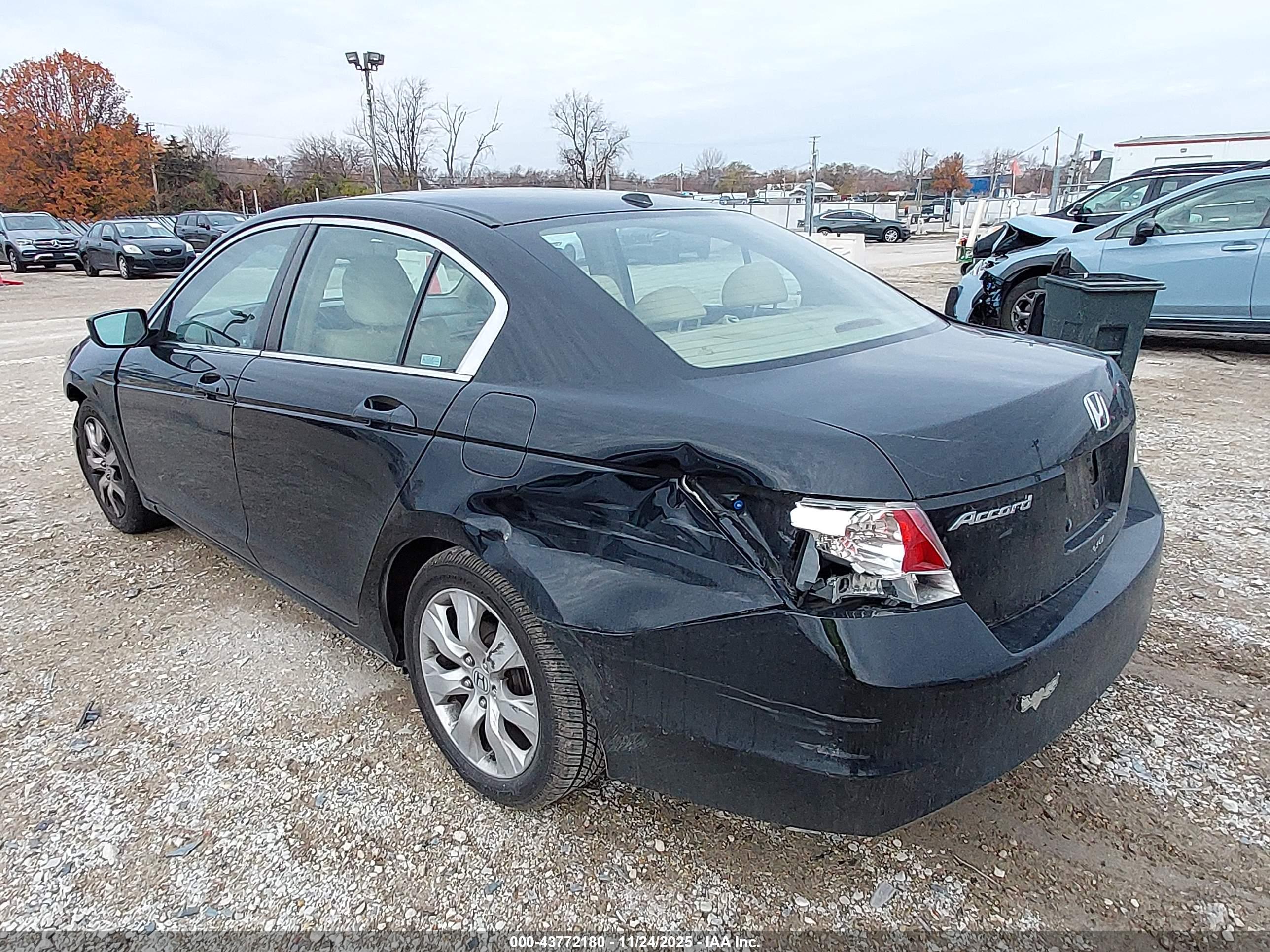 HONDA ACCORD image 3