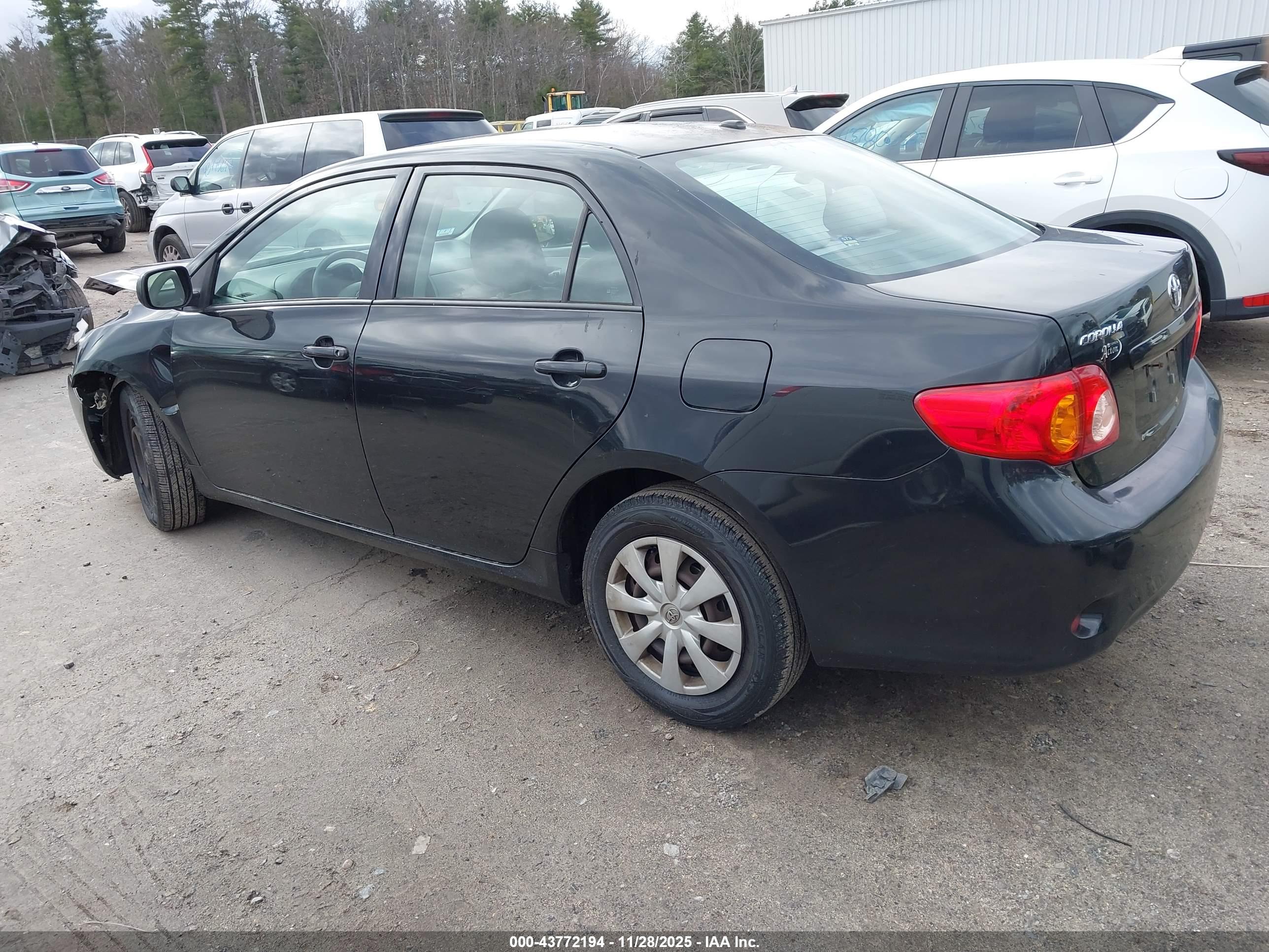 TOYOTA COROLLA image 3