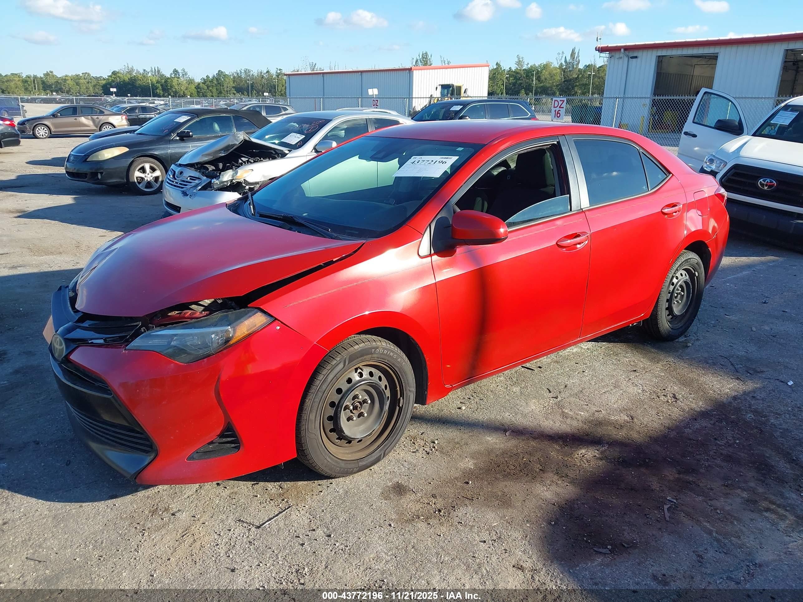 TOYOTA COROLLA image 2