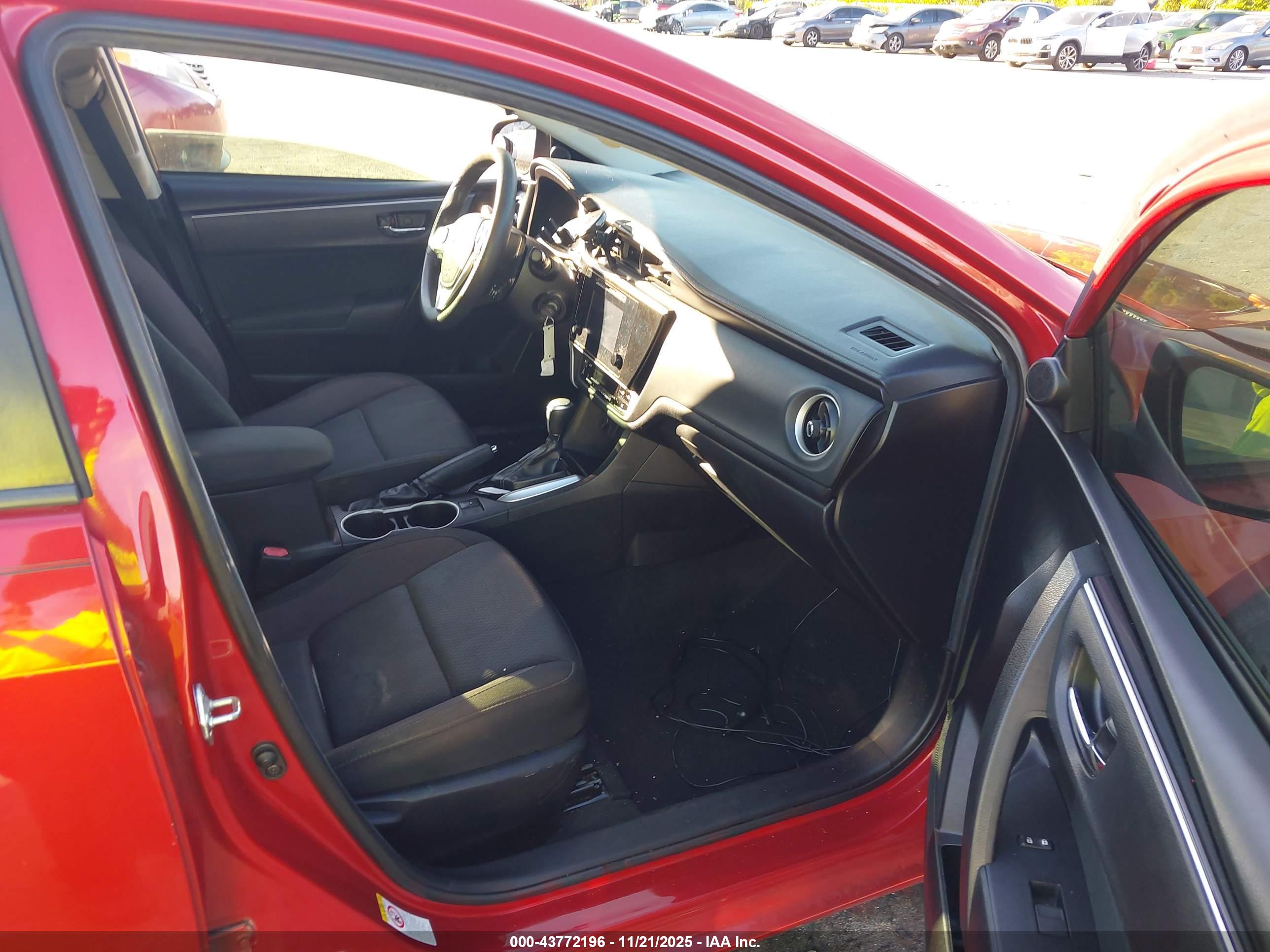TOYOTA COROLLA image 5