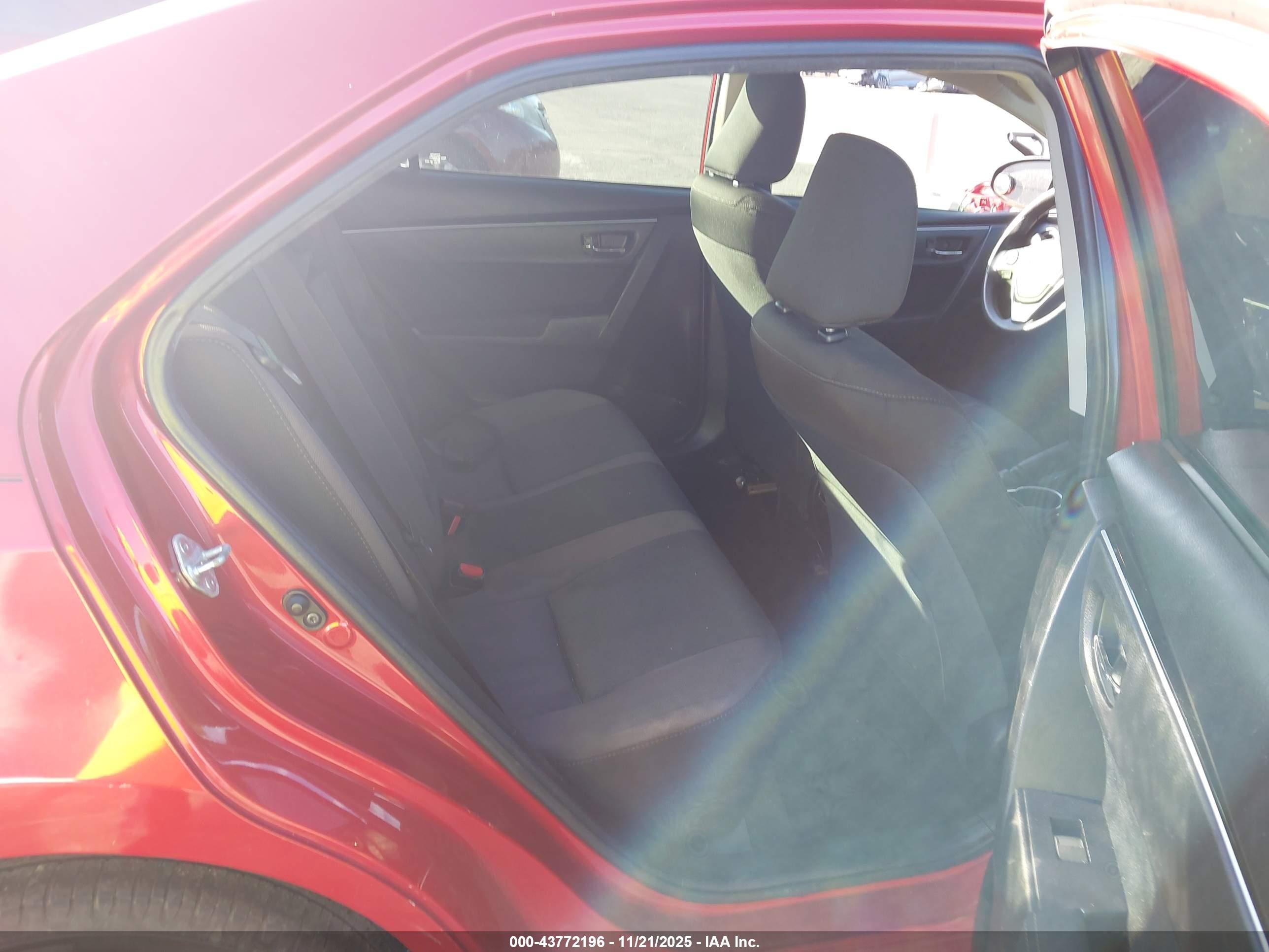 TOYOTA COROLLA image 8