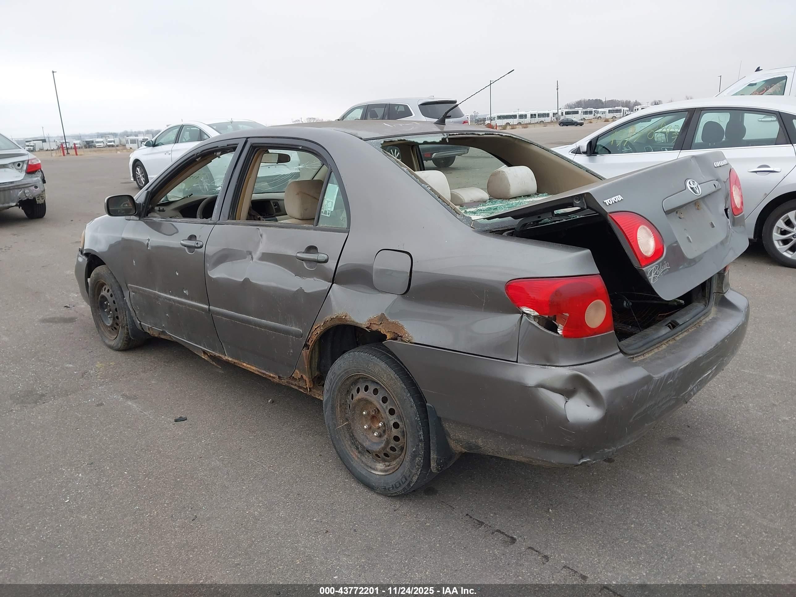 TOYOTA COROLLA image 3