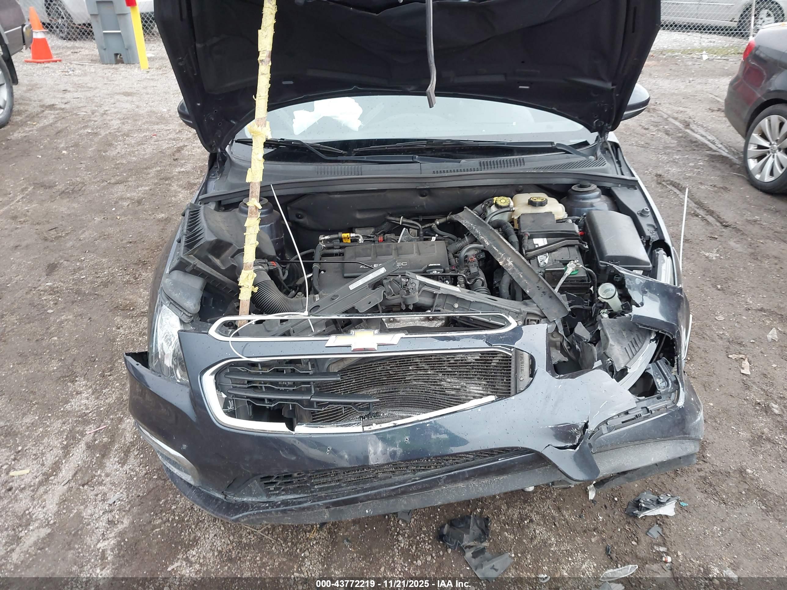 CHEVROLET CRUZE image 10