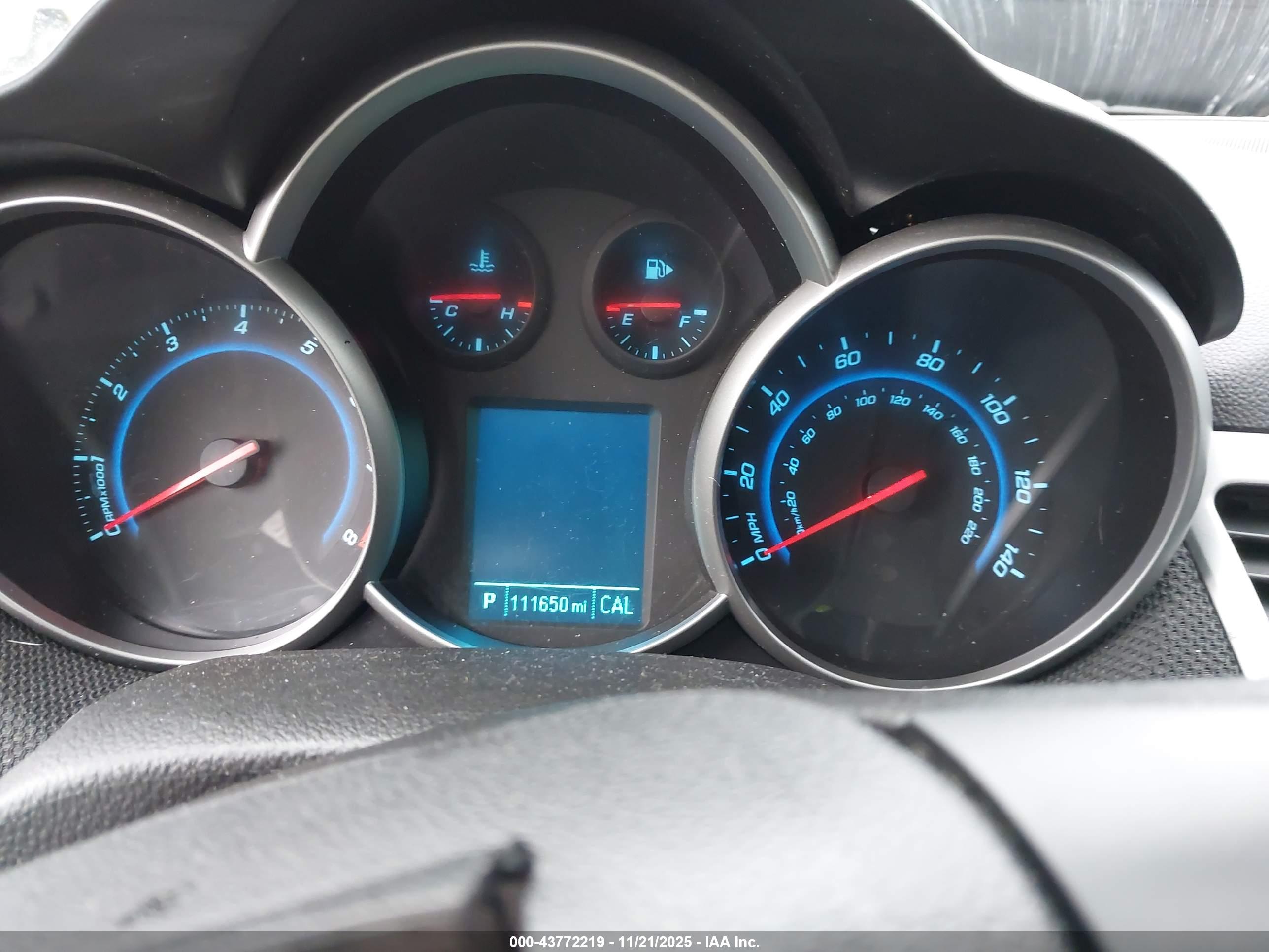 CHEVROLET CRUZE image 7