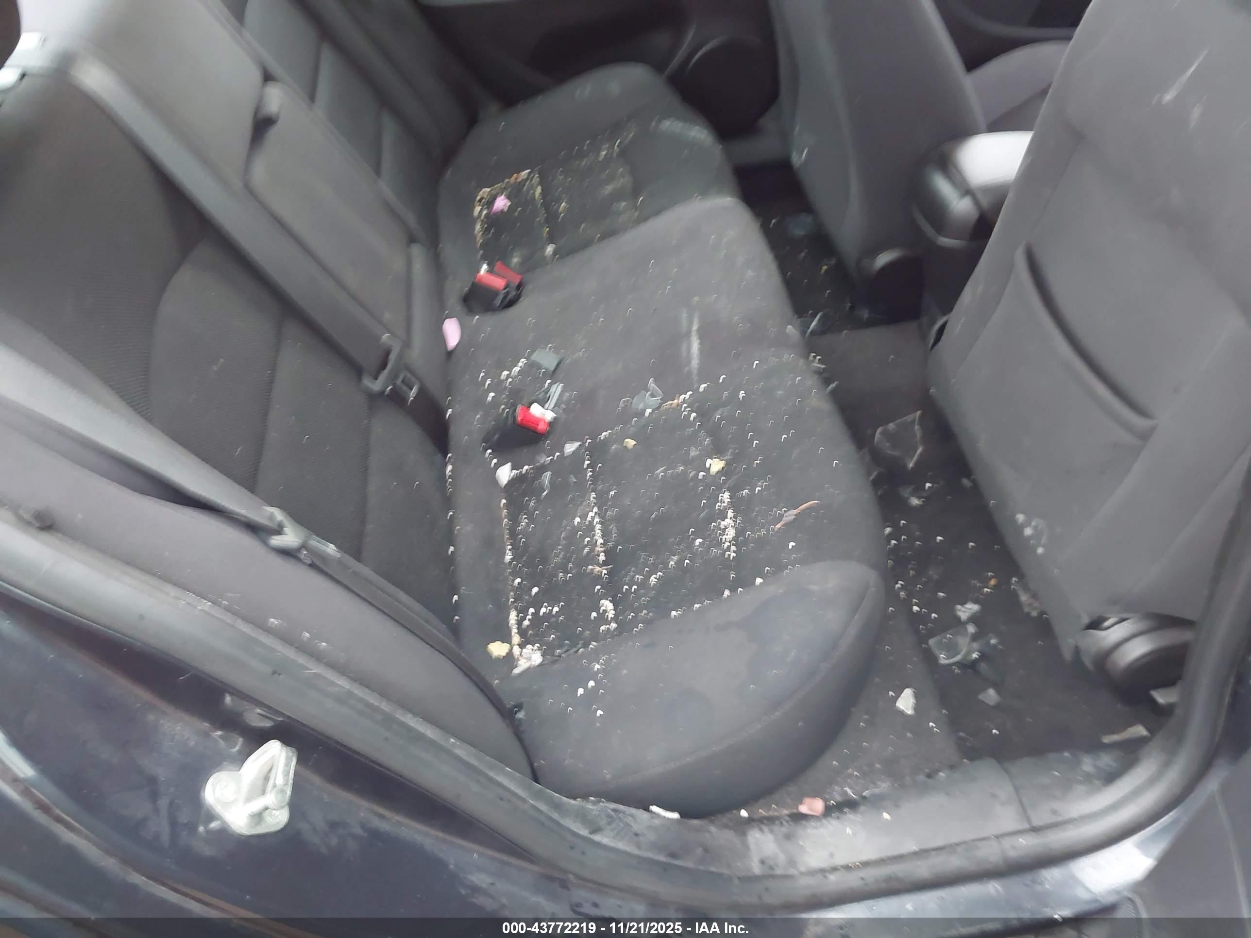 CHEVROLET CRUZE image 8