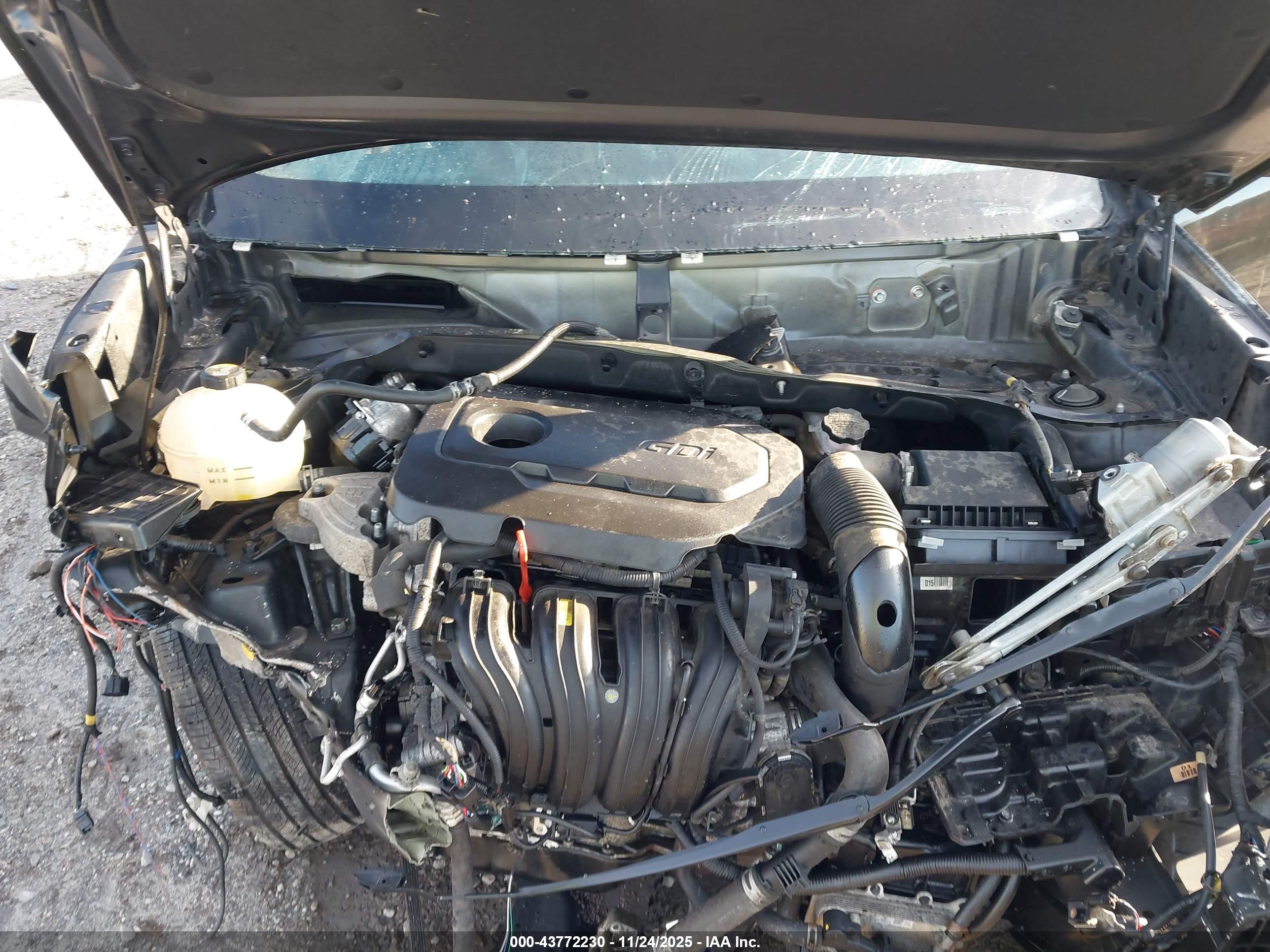 KIA SPORTAGE image 10