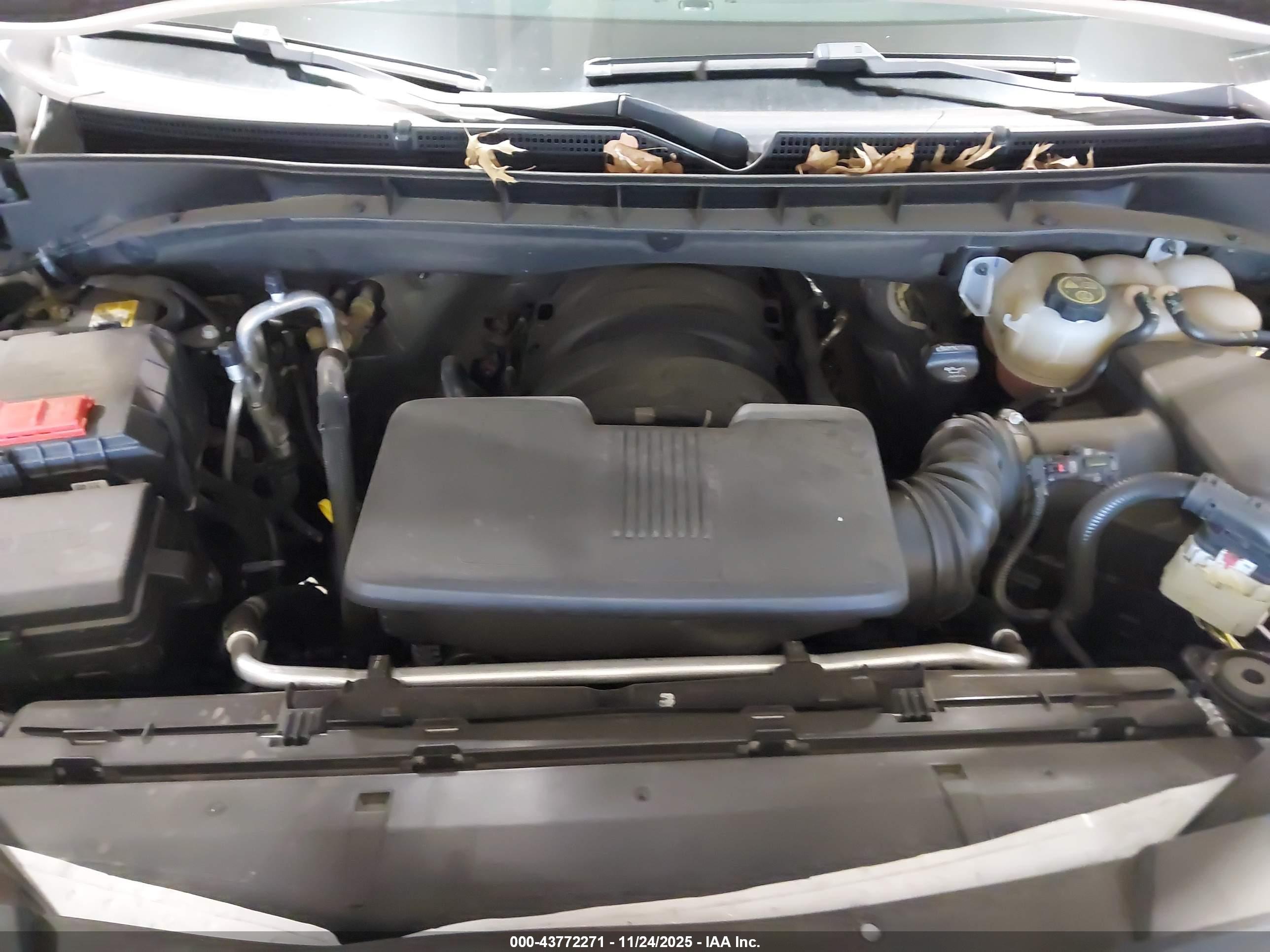 CADILLAC ESCALADE image 10