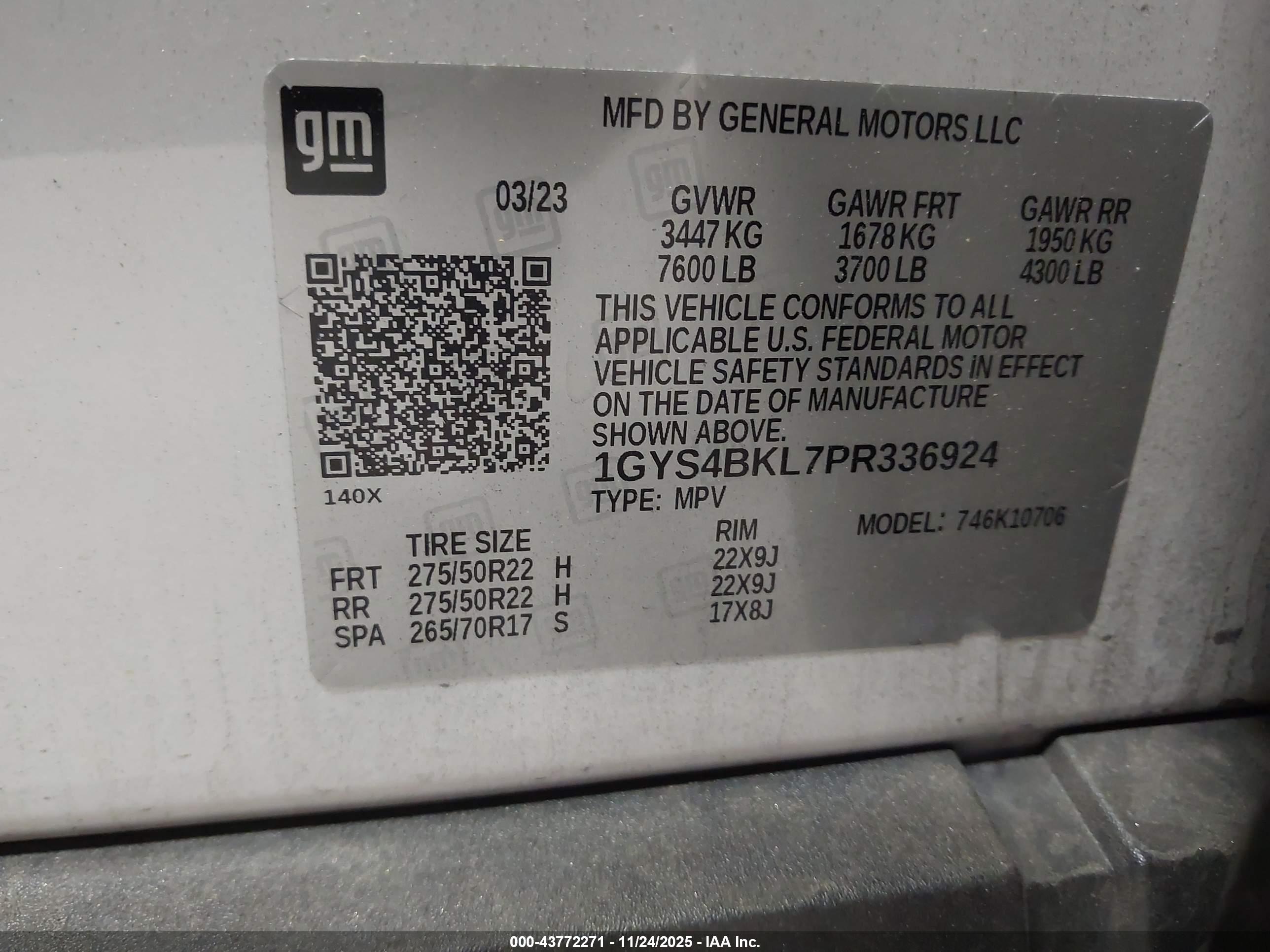CADILLAC ESCALADE image 9