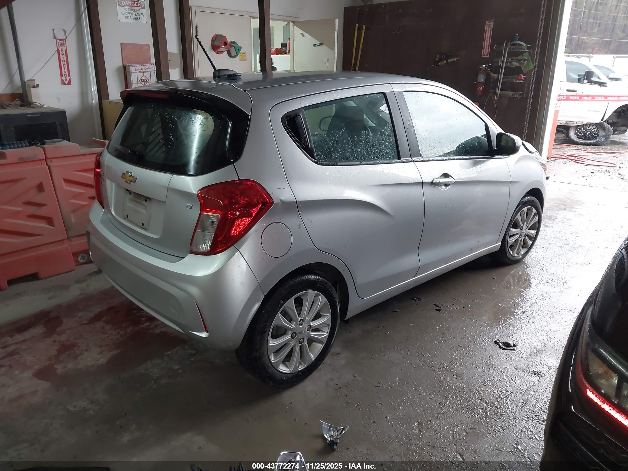 CHEVROLET SPARK image 4
