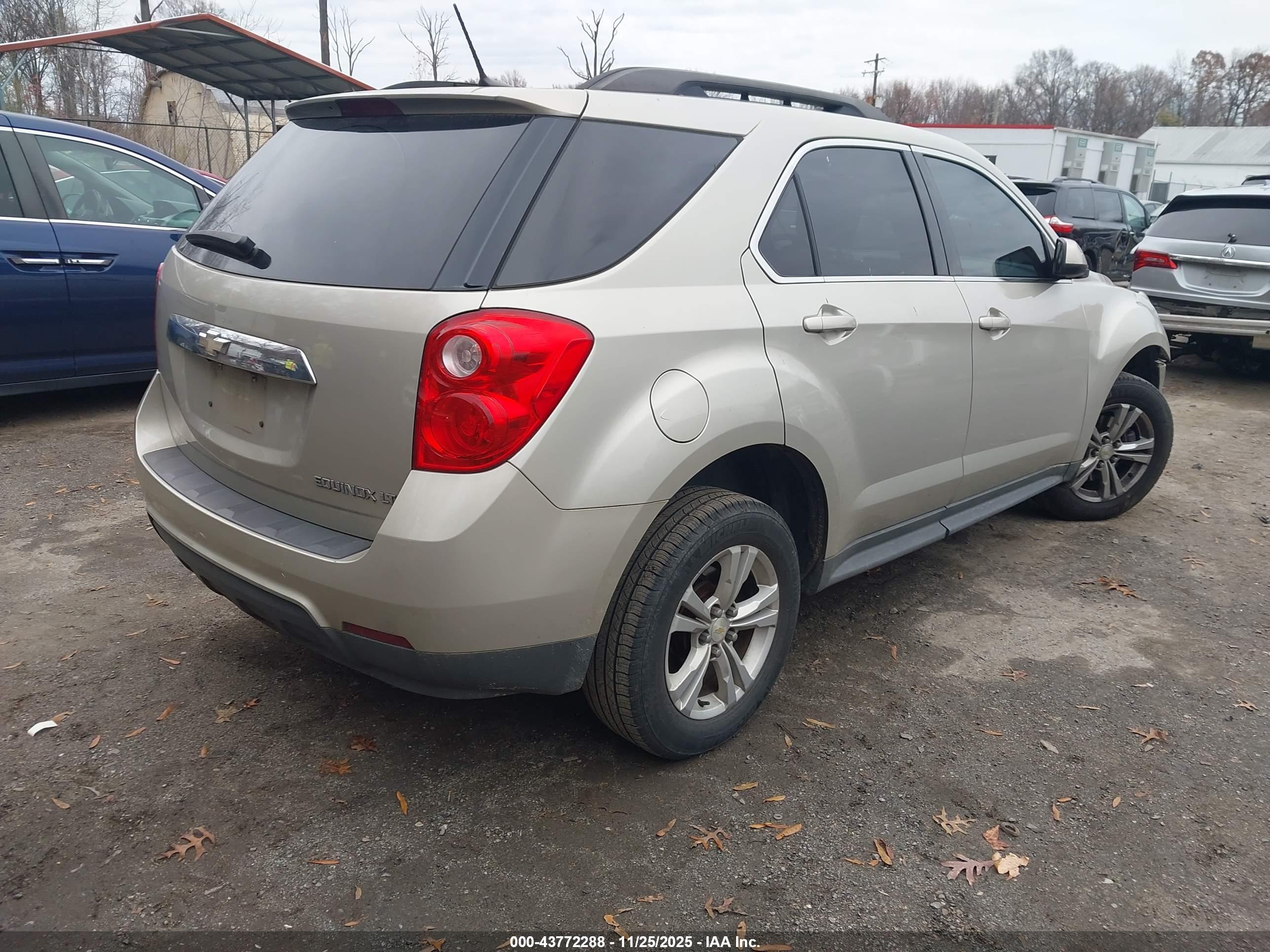 CHEVROLET EQUINOX image 4