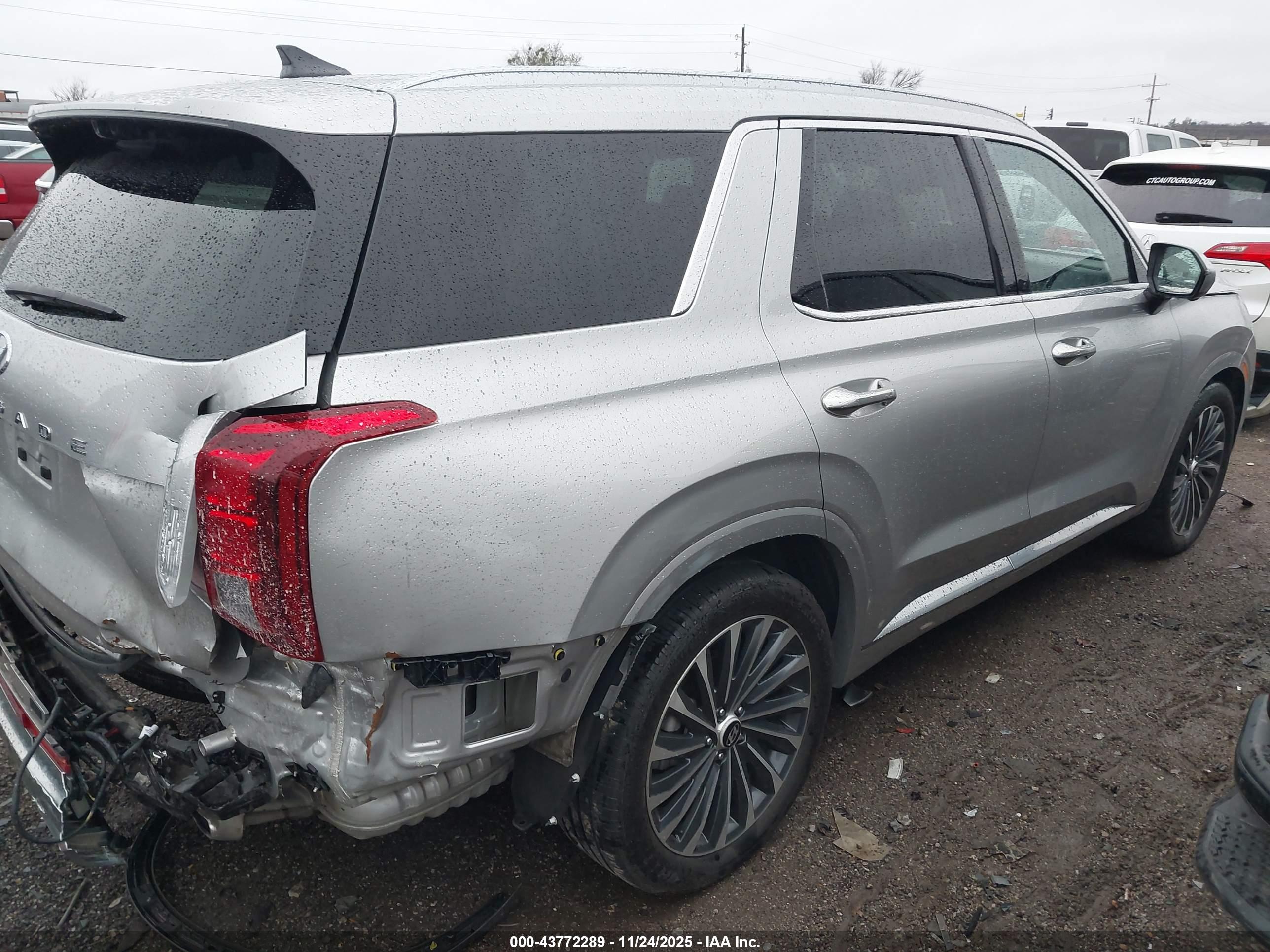 HYUNDAI PALISADE image 4