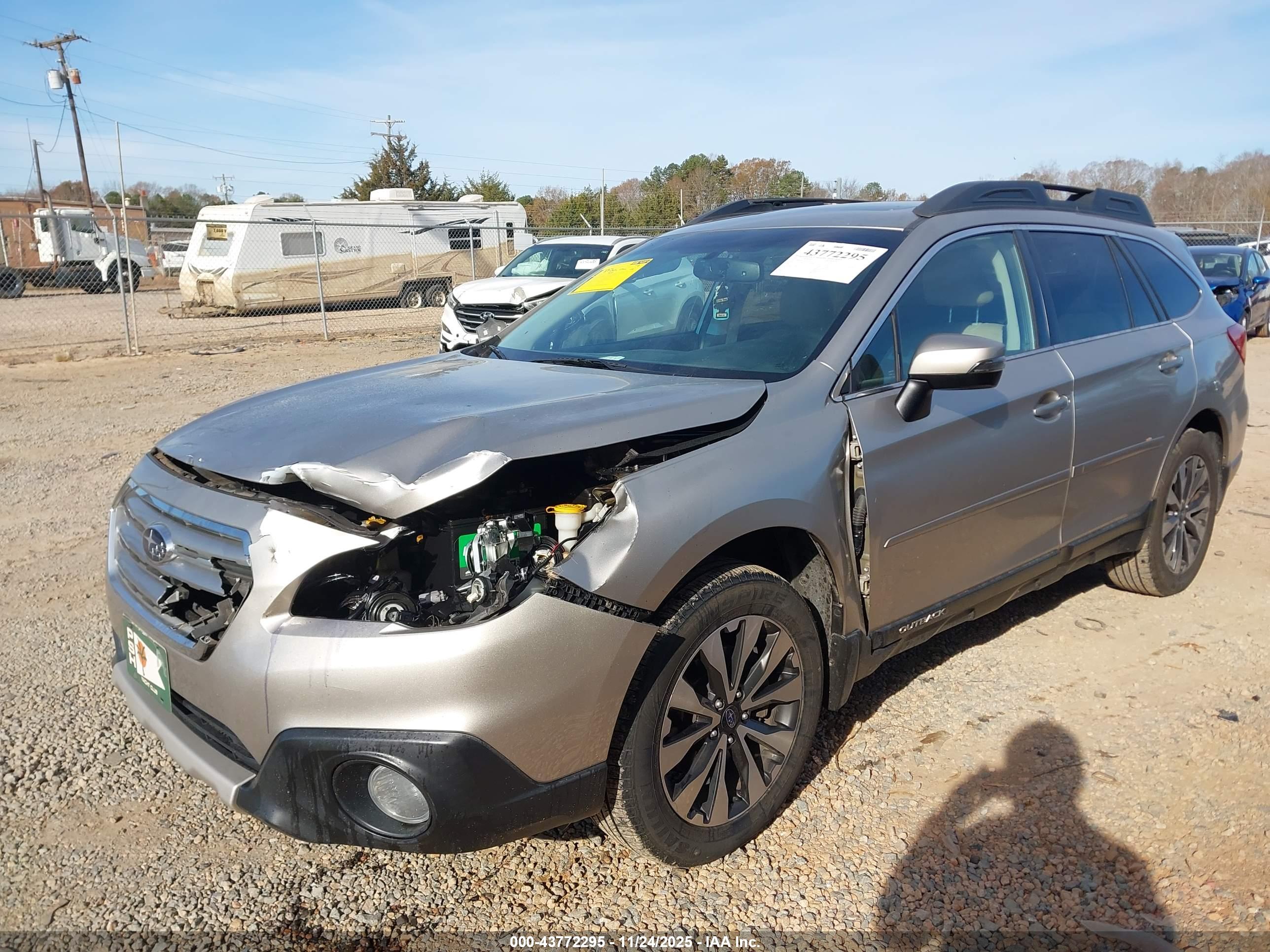 SUBARU OUTBACK image 2