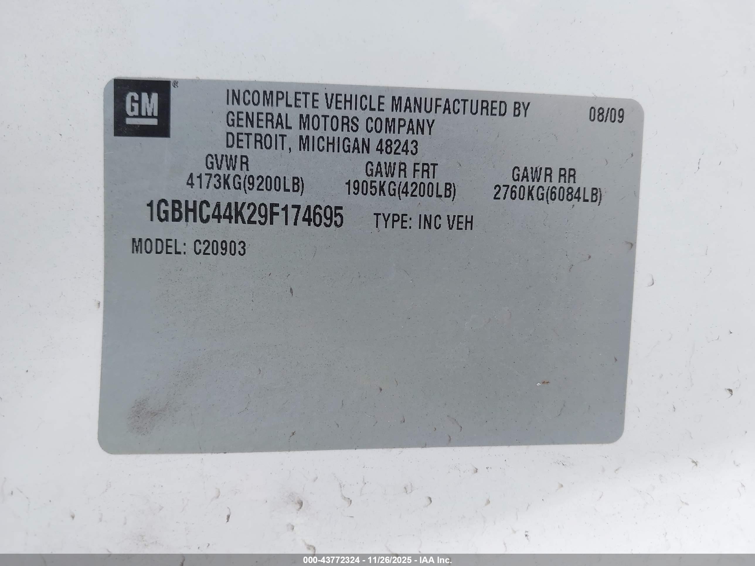 CHEVROLET SILVERADO image 9
