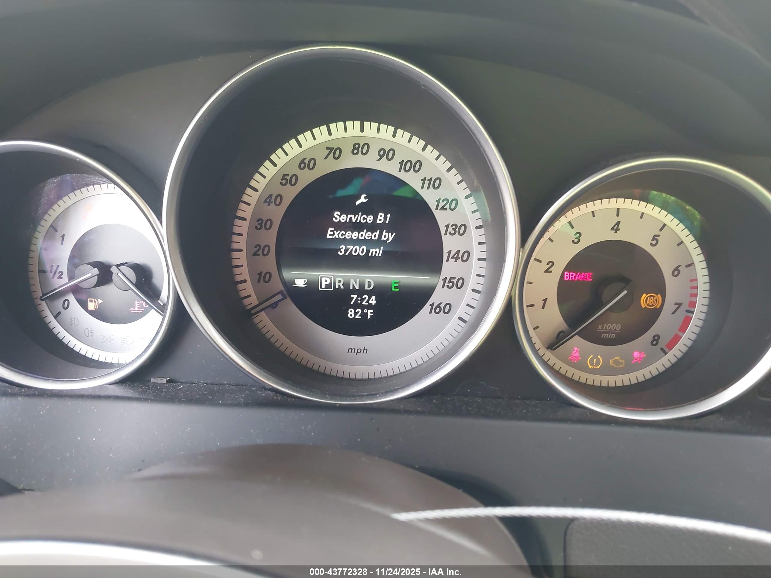 MERCEDES-BENZ C image 7