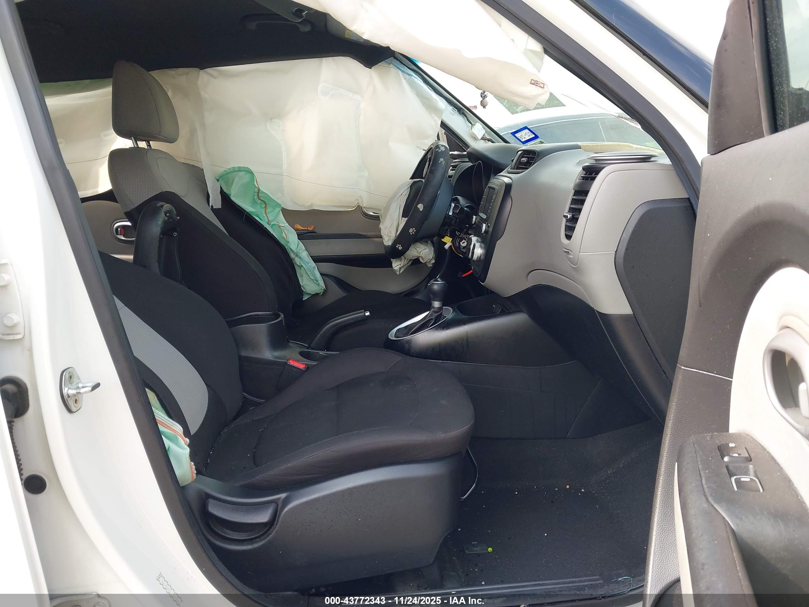 KIA SOUL image 5