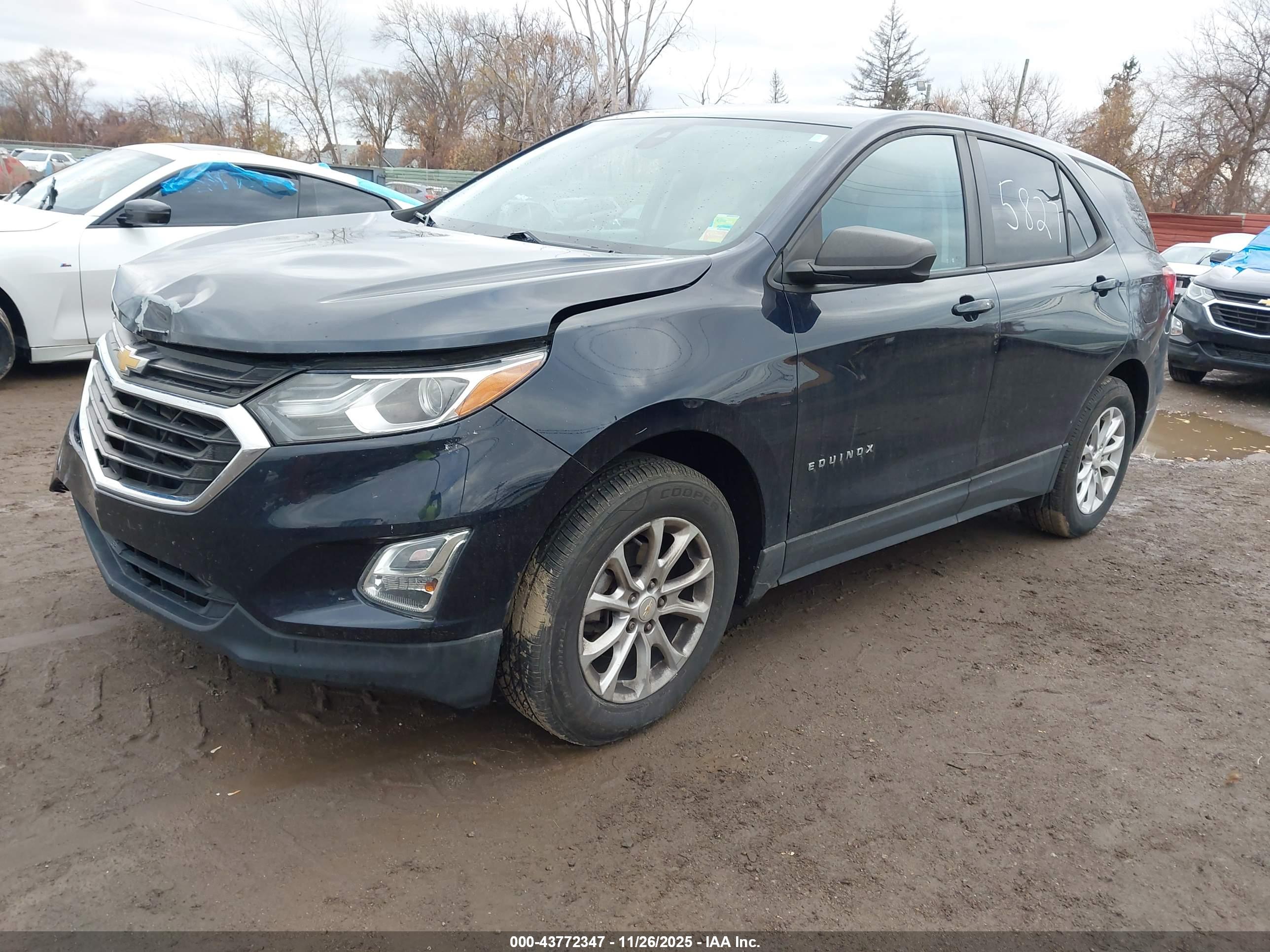 CHEVROLET EQUINOX image 2