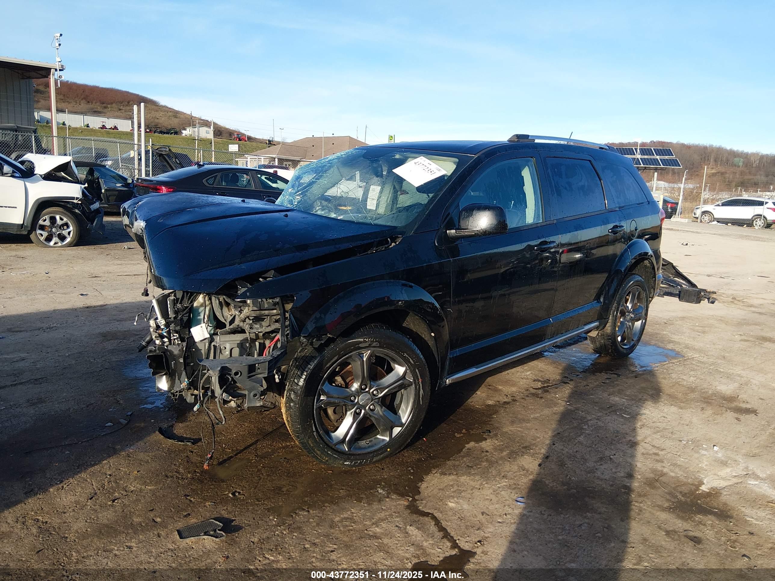 DODGE JOURNEY image 2
