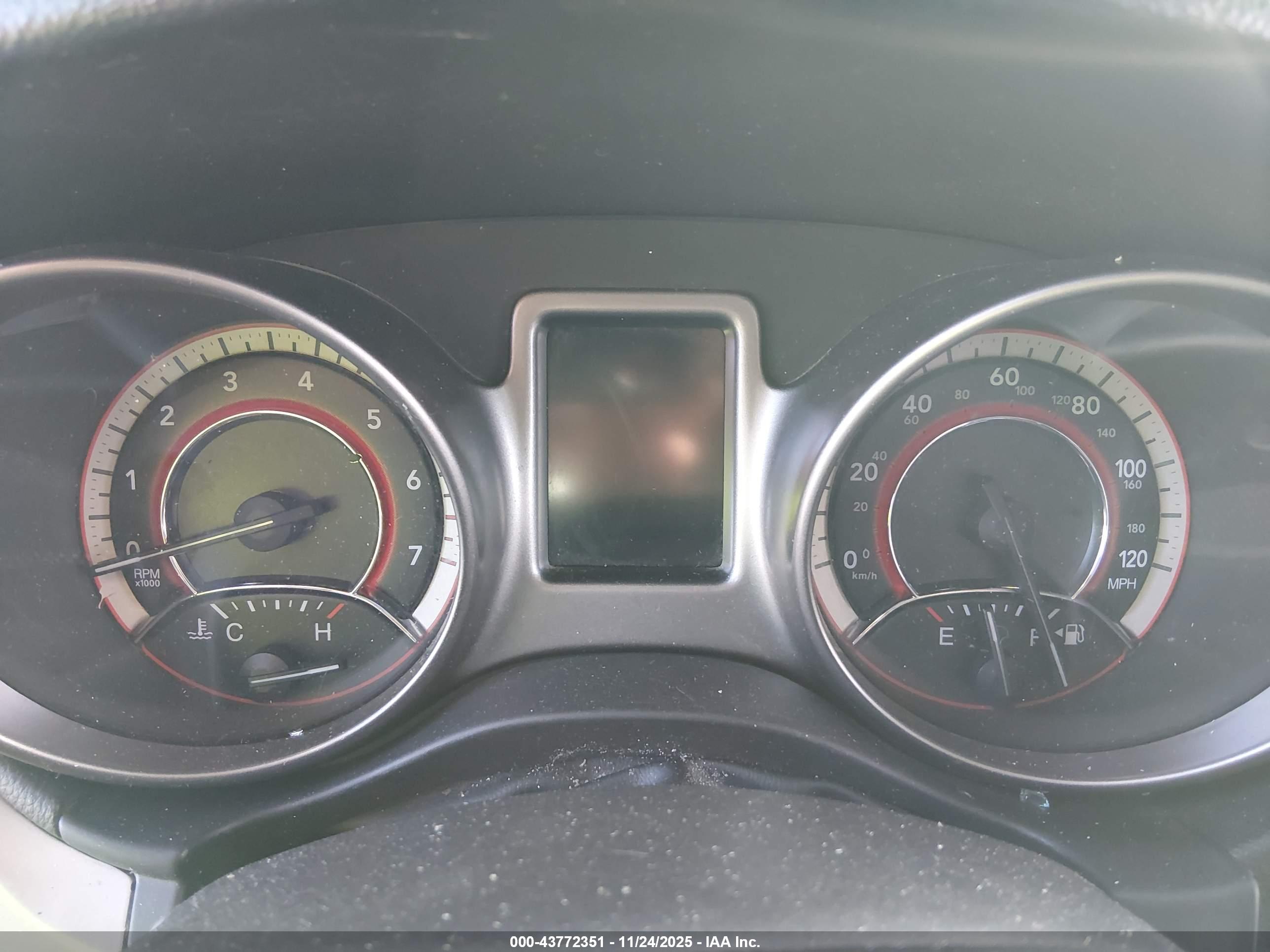 DODGE JOURNEY image 7