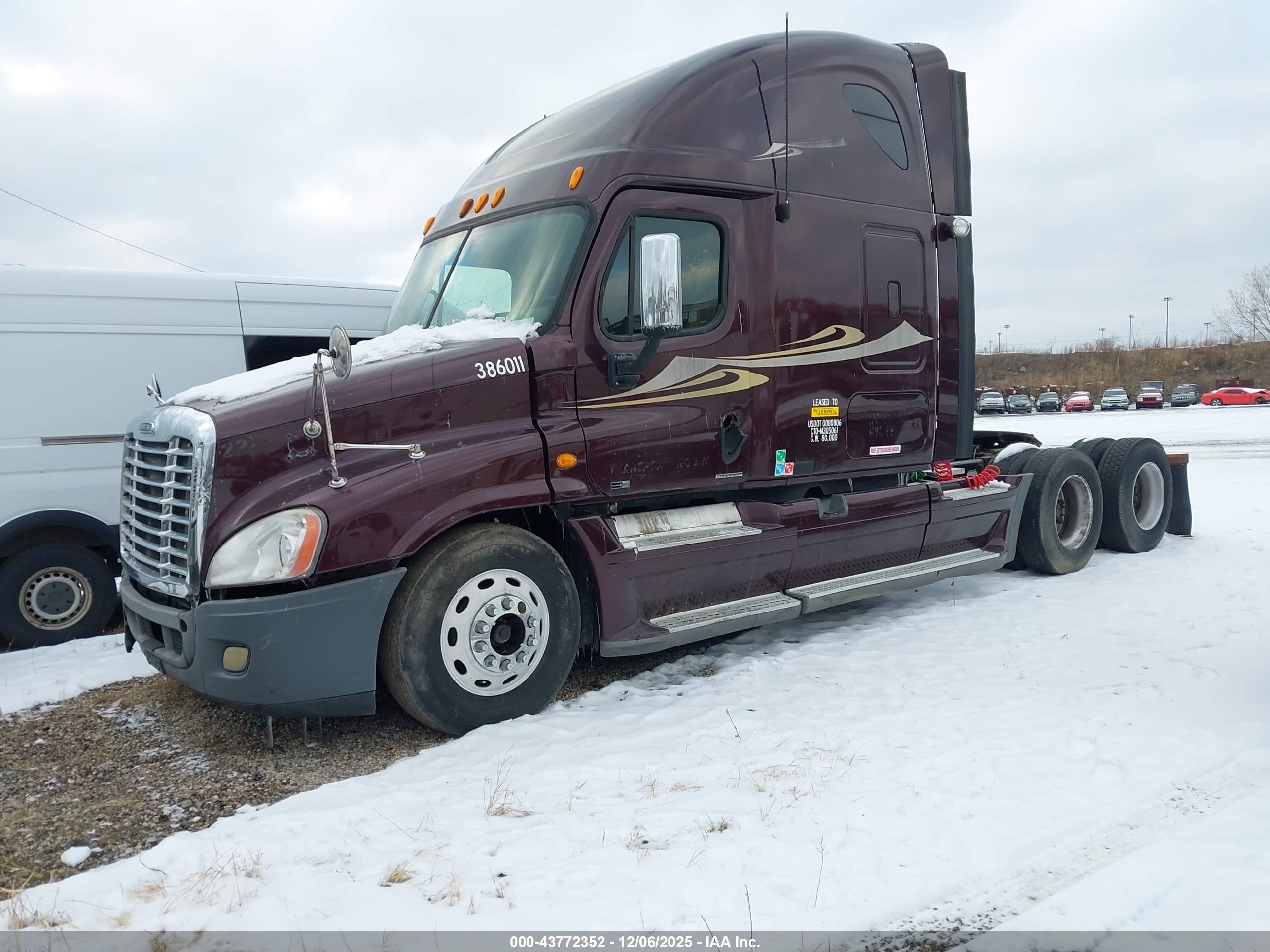 FREIGHTLINER CASCADIA image 2