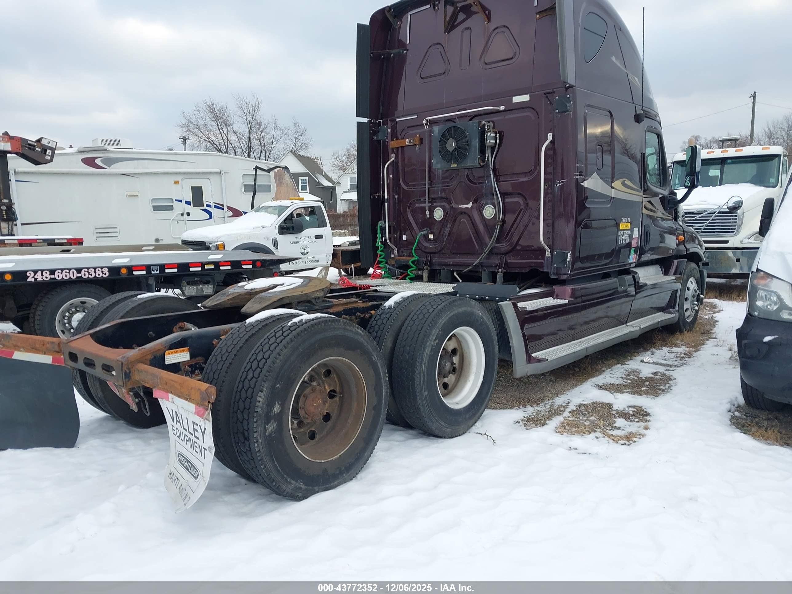 FREIGHTLINER CASCADIA image 4