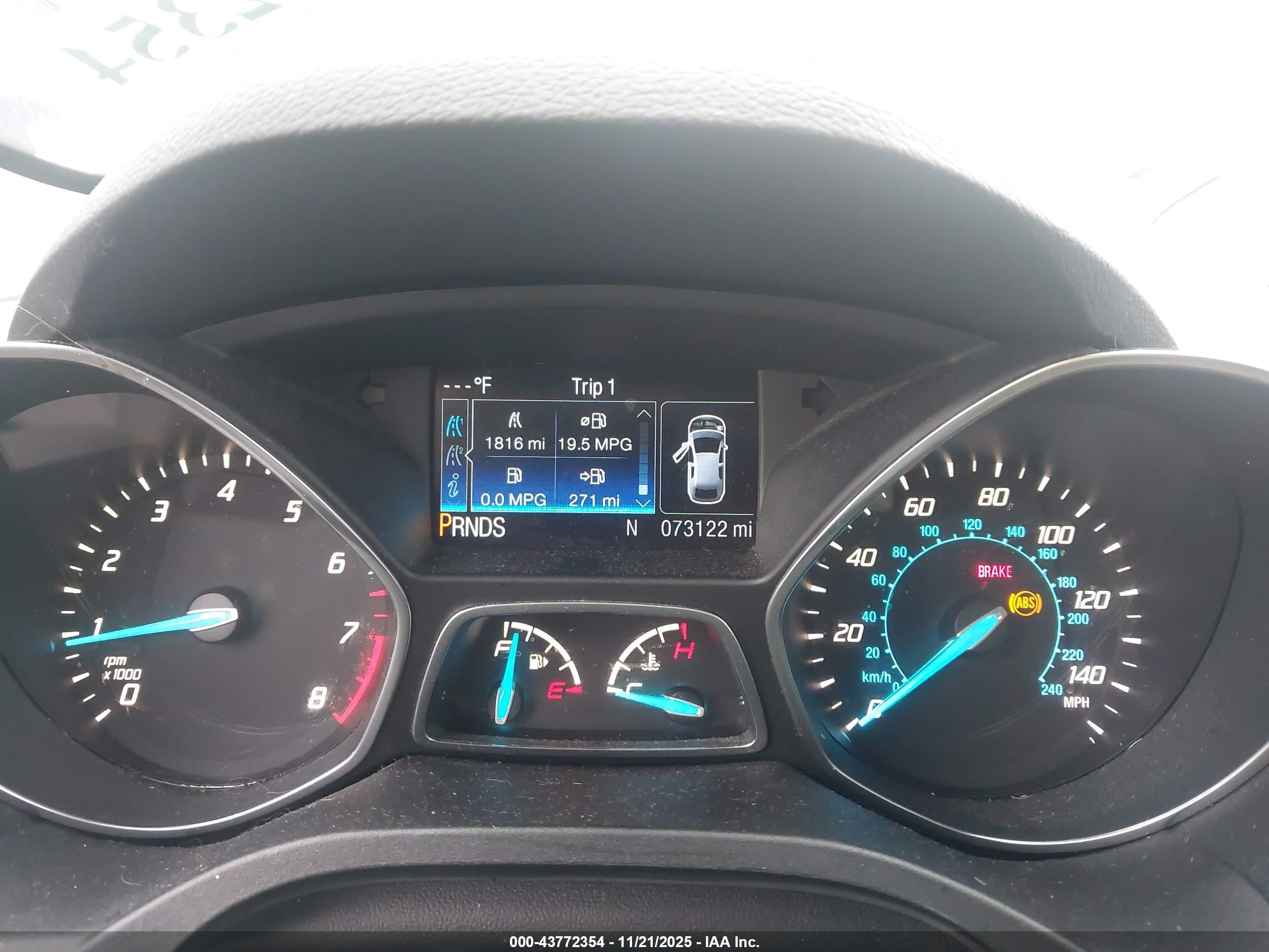 FORD ESCAPE image 7