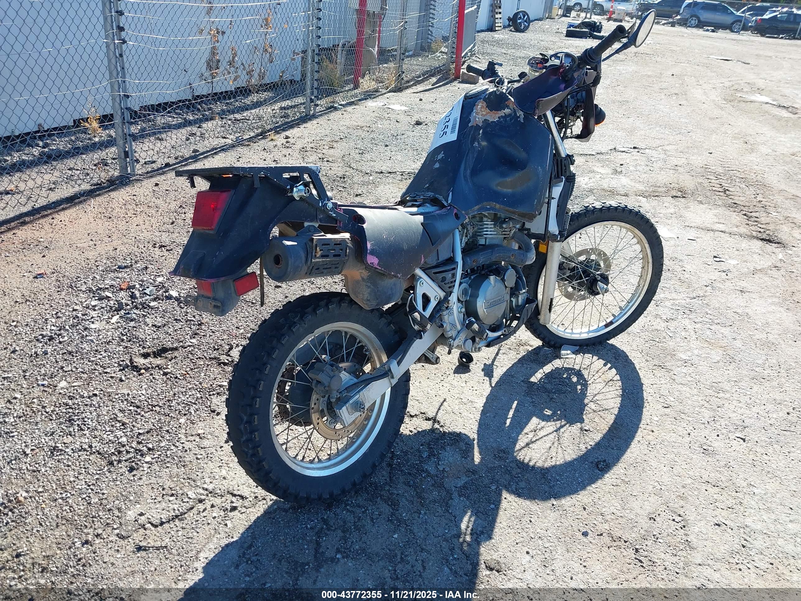 KAWASAKI KL650 image 4