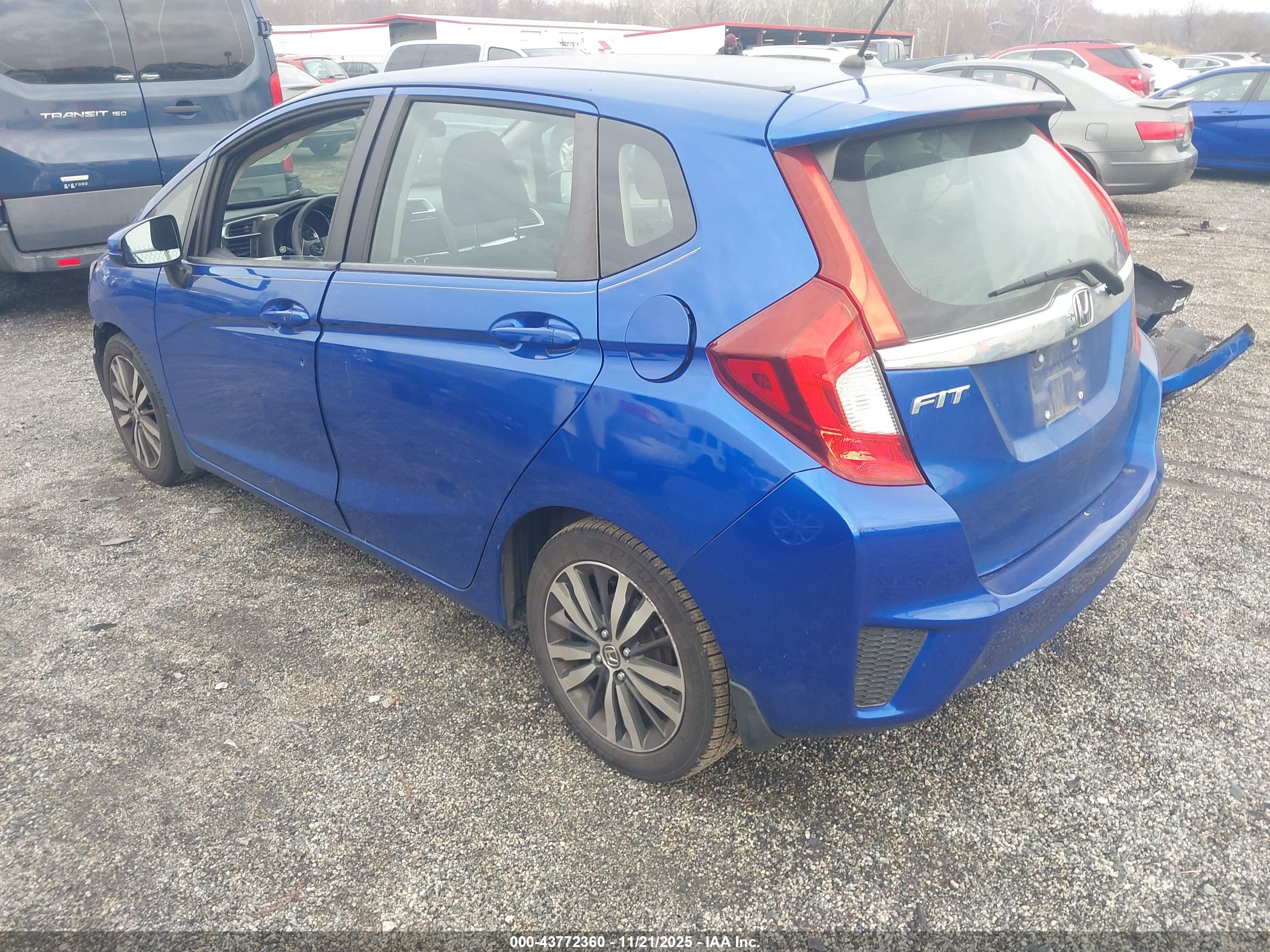 HONDA FIT image 3