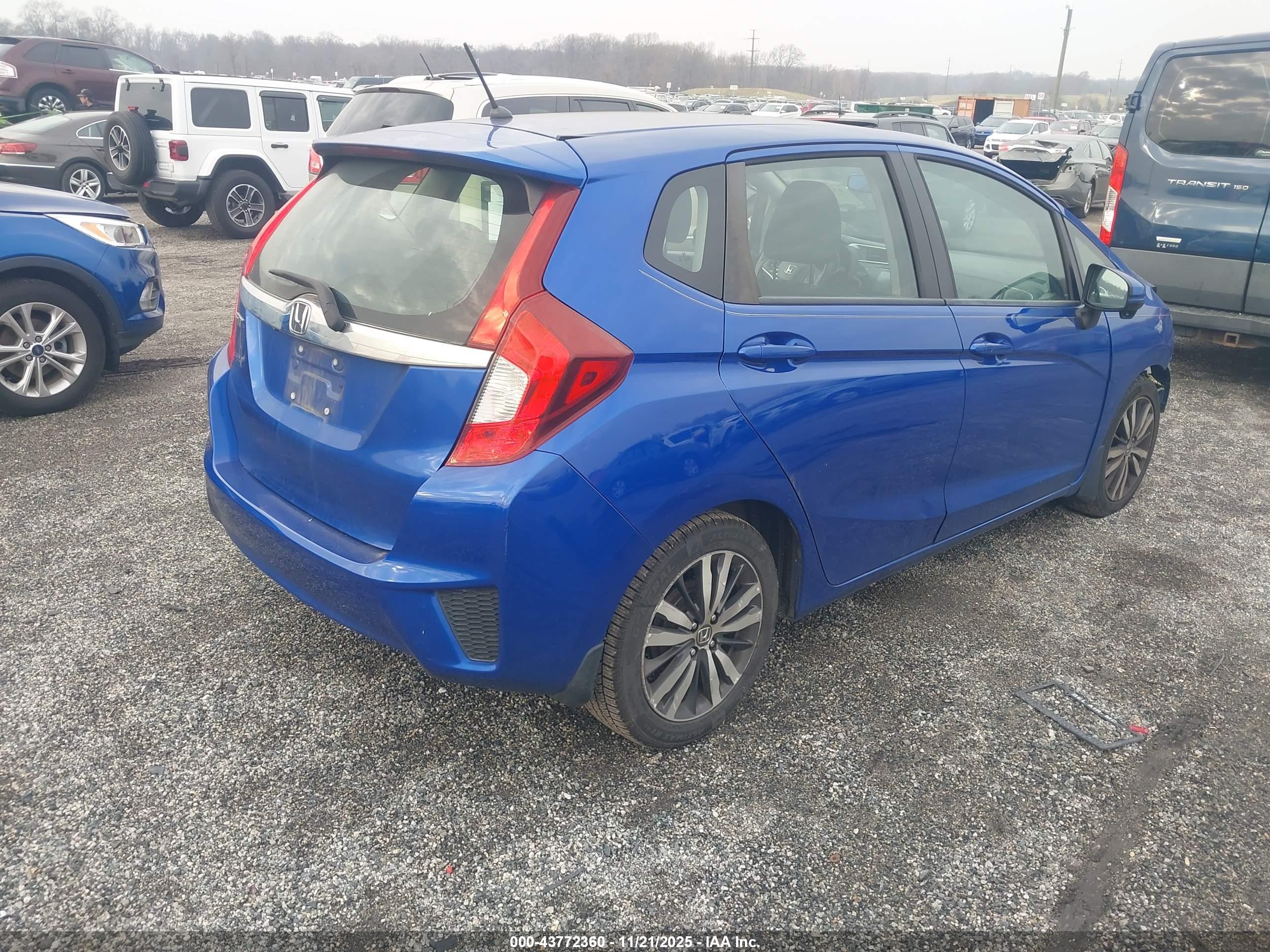 HONDA FIT image 4